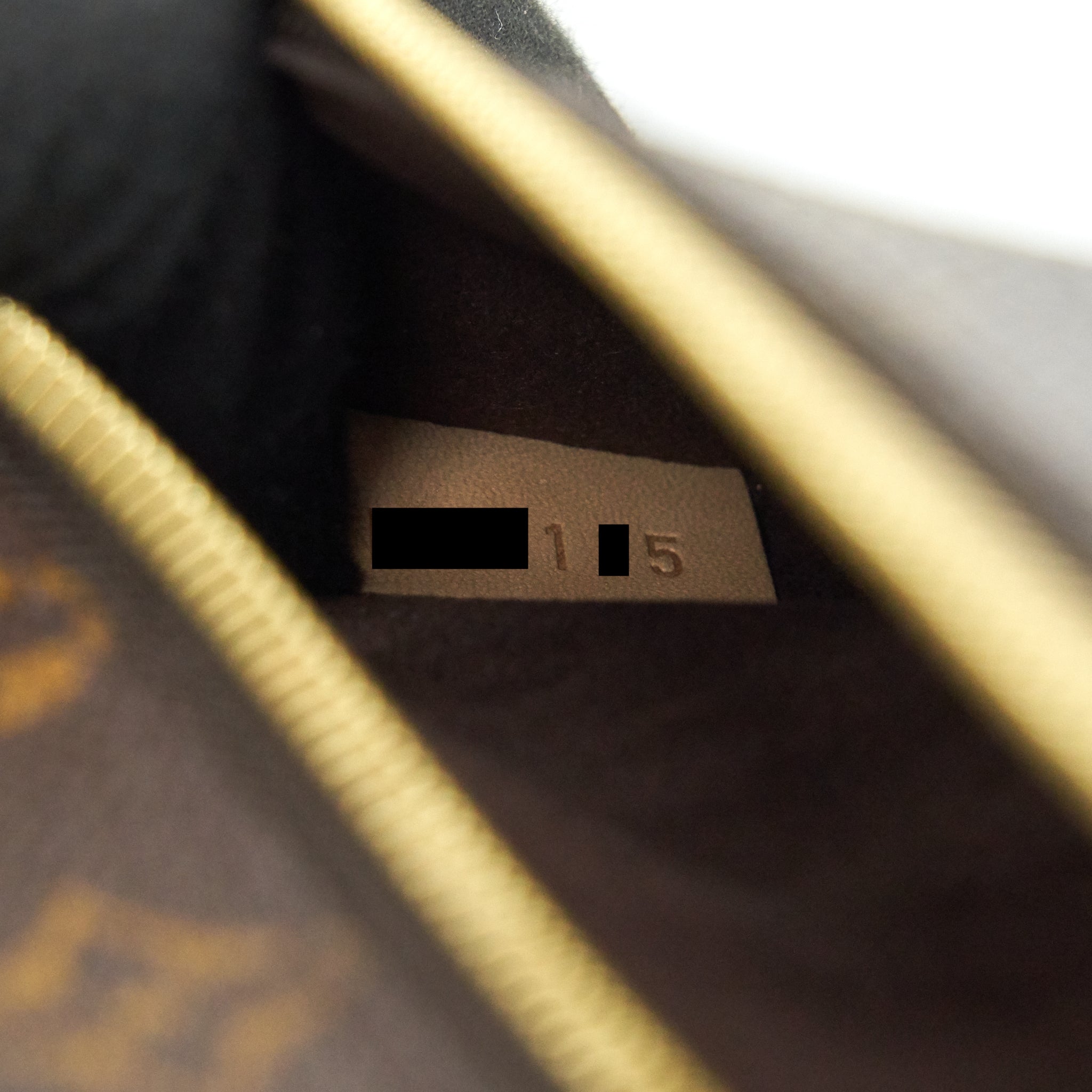 LOUIS VUITTON POCHETTE METIS MONOGRAM CANVAS