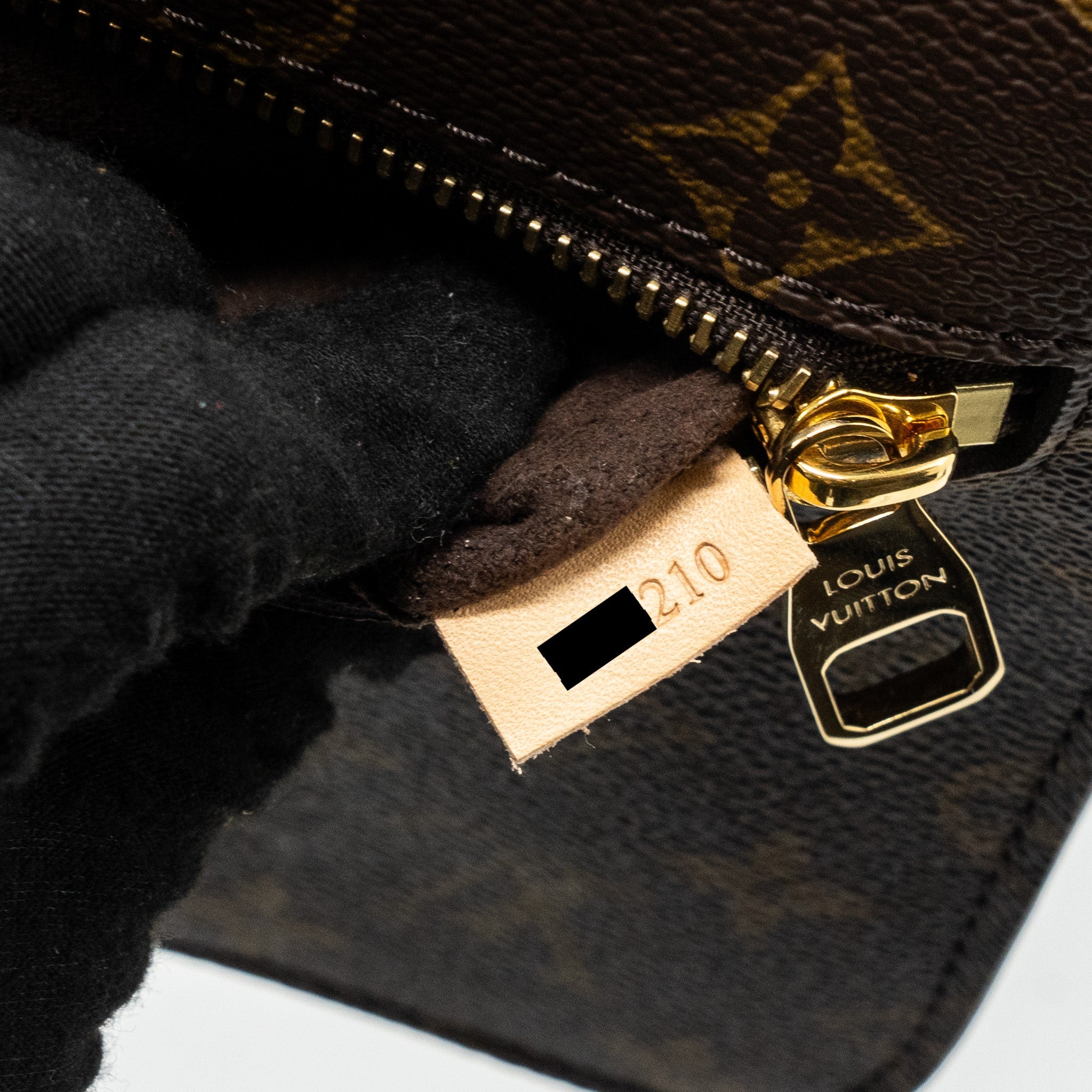 LOUIS VUITTON POCHETTE MÉTIS MONOGRAM CANVAS GHW