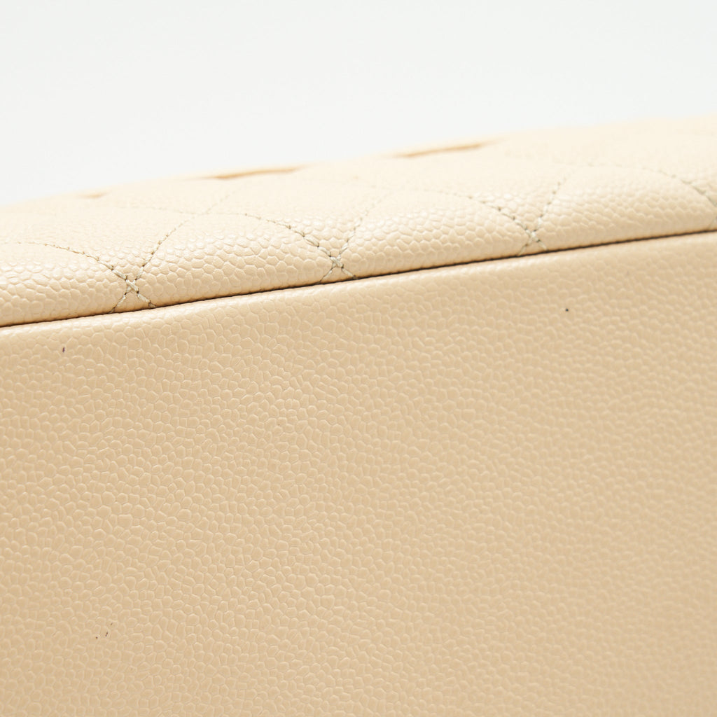 CHANEL CAVIAR GRAND SHOPPING TOTE GST IN BEIGE GHW