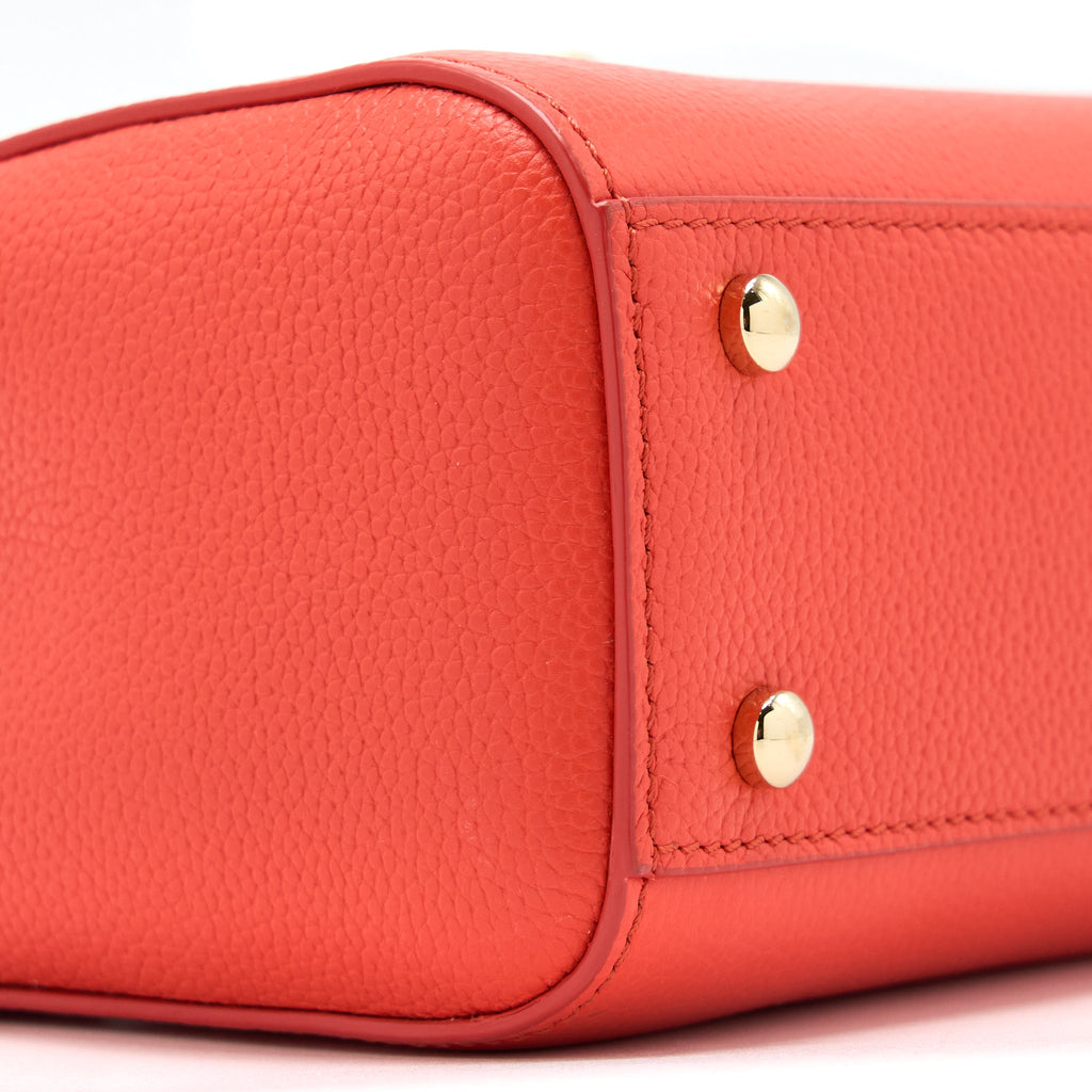 CHANEL NEO EXECUTIVE MINI TOTE CALFSKIN RED GHW