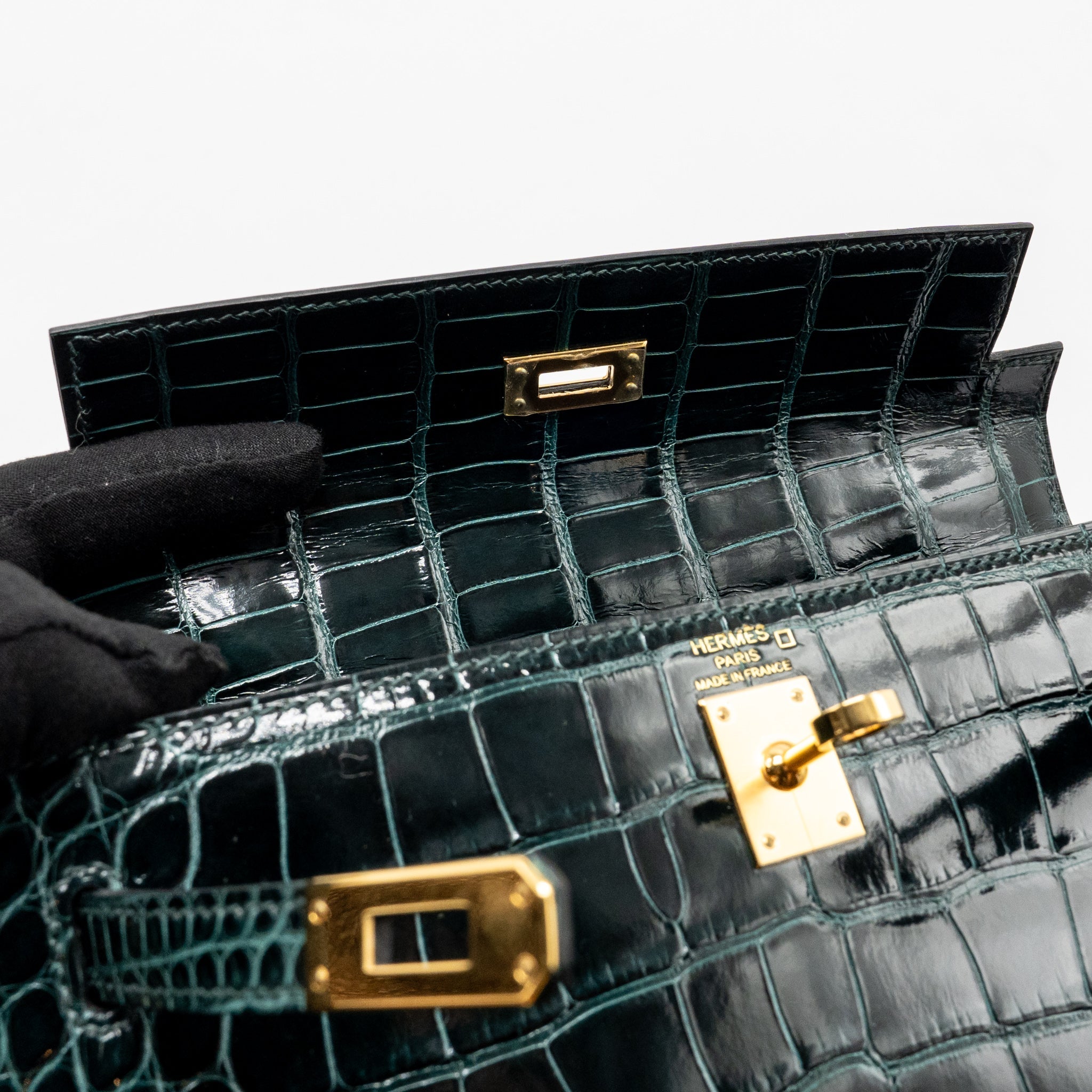 HERMES KELLY 25 SHINY ALLIGATOR MISSISSIPPIENSIS VERT CYPRES GHW