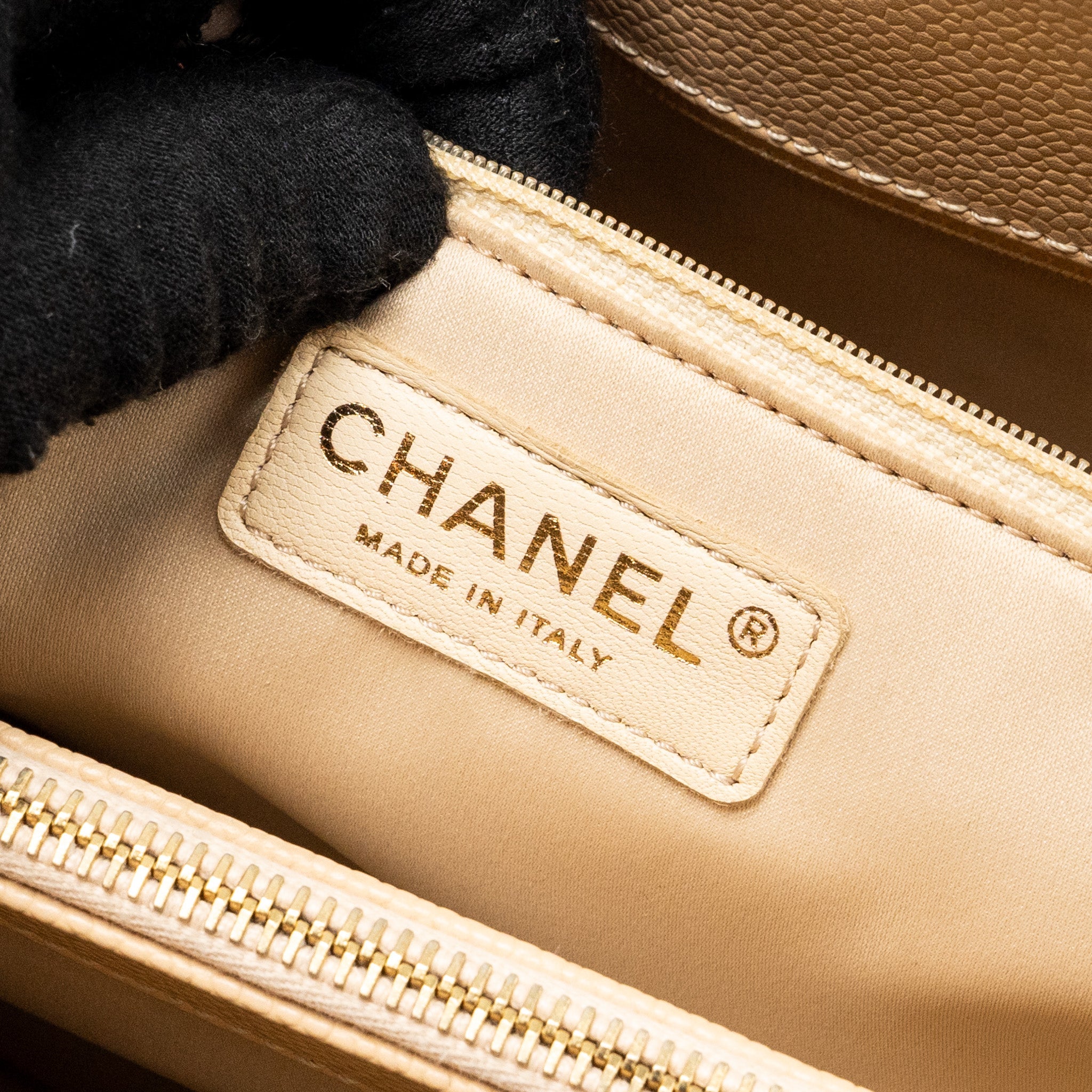 CHANEL GRAND SHOPPING TOTE CAVIAR BEIGE GHW