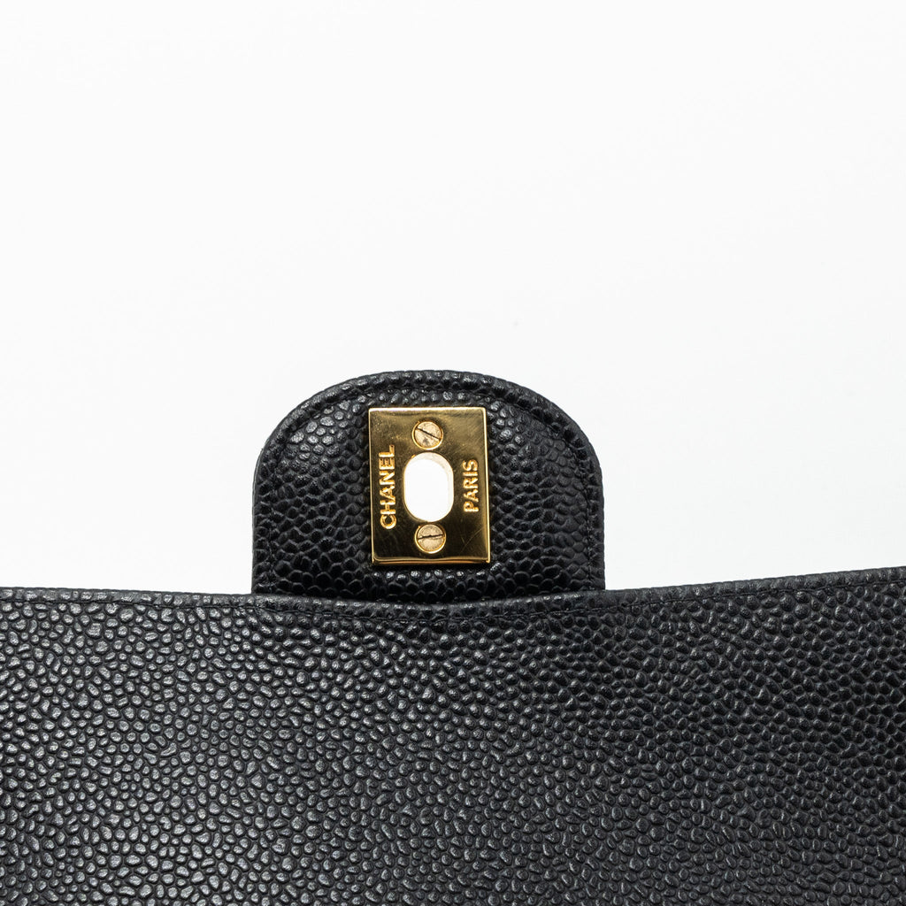 CHANEL MEDIUM CLASSIC DOUBLE FLAP BAG CAVIAR BLACK GHW(MICROCHIP)