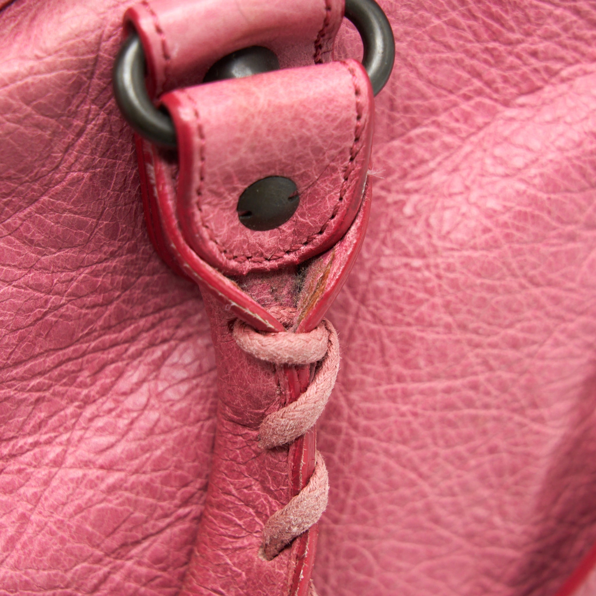 BALENCIAGA CLASSIC CITY PINK BAG BLACK HARDWARE