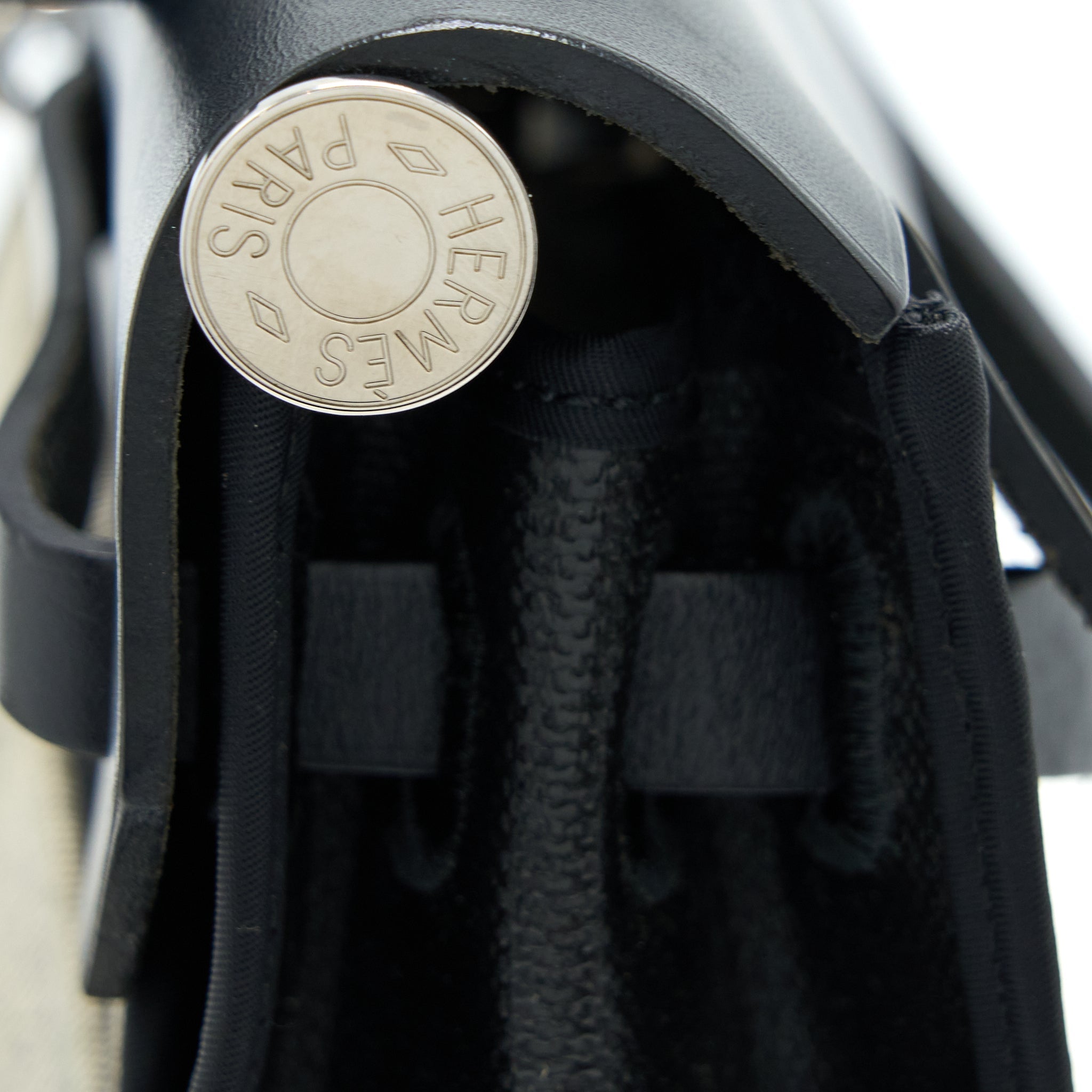 HERMES HERBAG ZIP 31 CANVAS/LEATHER BLACK SHW