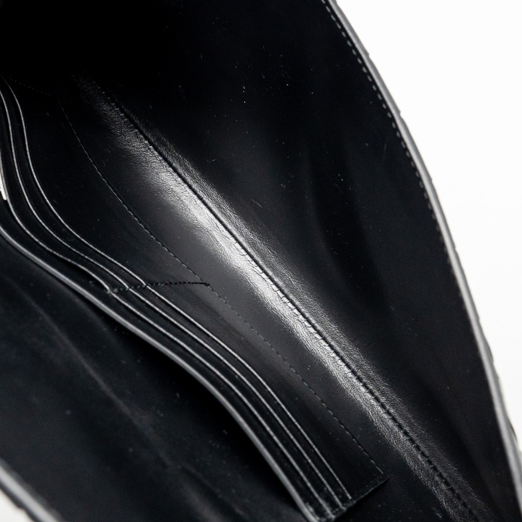 BOTTEGA VENETA ANDIAMO CLUTCH INTRECCIATO CALFSKIN BLACK GHW