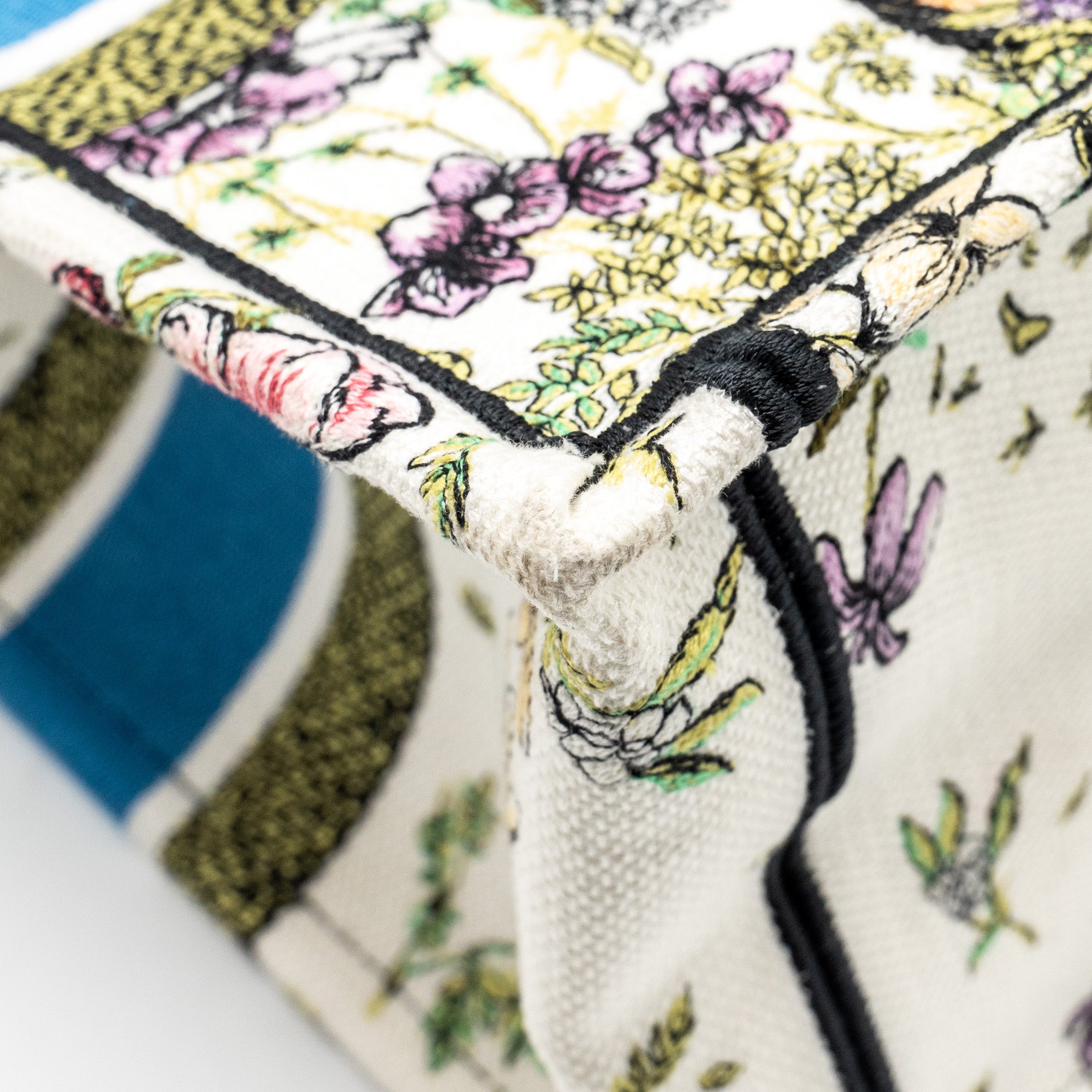 DIOR MEDIUM BOOK TOTE LIMITED CANVAS MULTICOLOUR