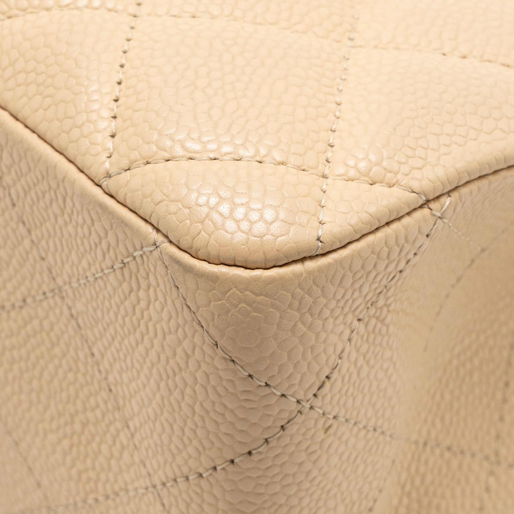 CHANEL JUMBO CLASSIC SINGLE FLAP BAG CAVIAR BEIGE SHW