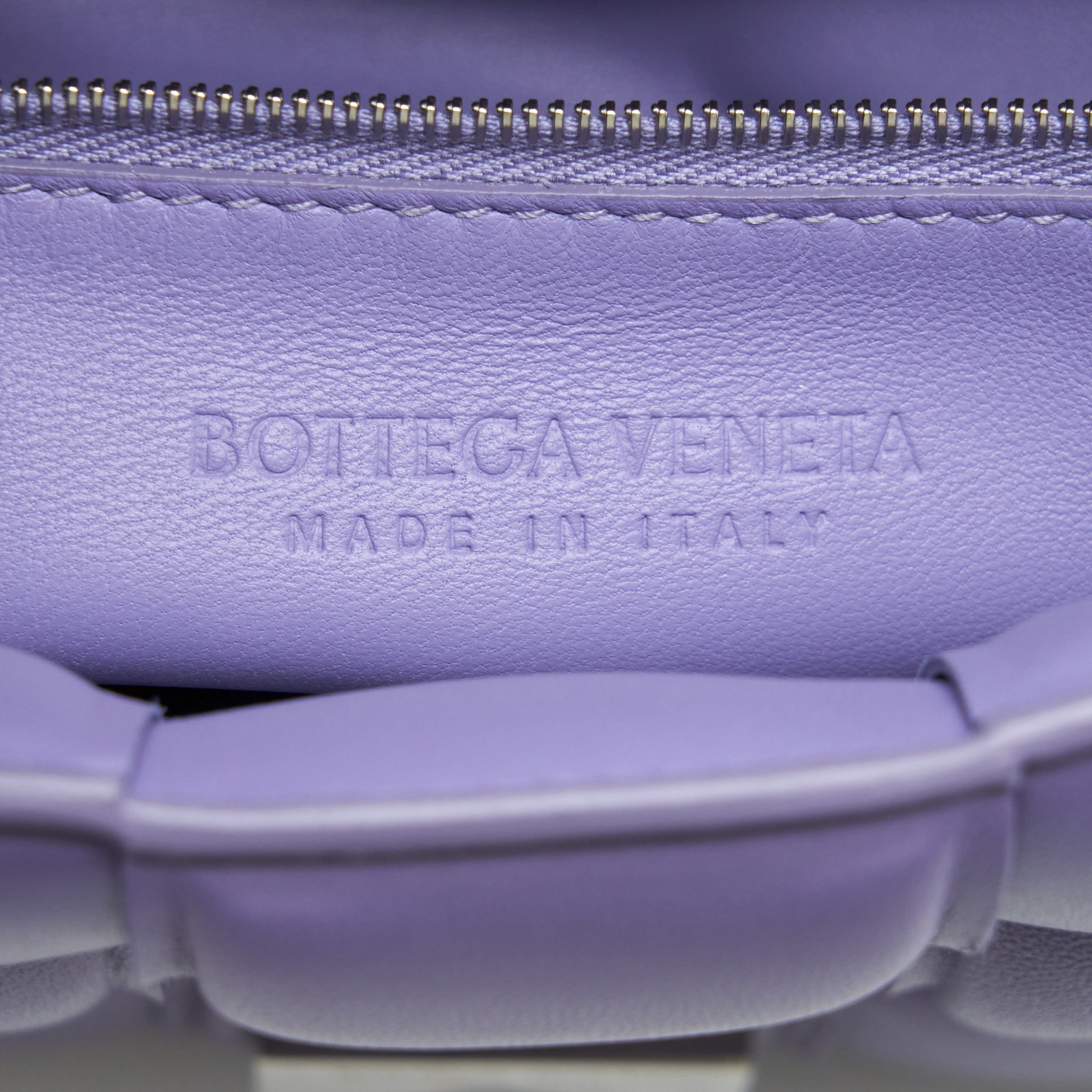 BOTTEGA VENETA PADDED CASSETTE BAG NAPPA LEATHER LAVENDER SHW