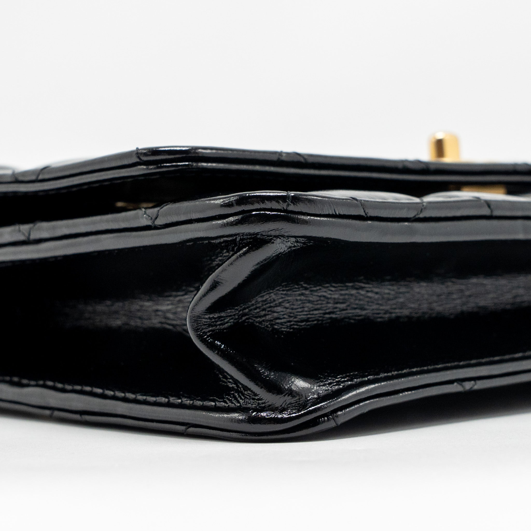 CHANEL 24A DETAILED CHAIN WALLET ON CHAIN SHINY CALFSKIN BLACK GHW (MICROCHIP）