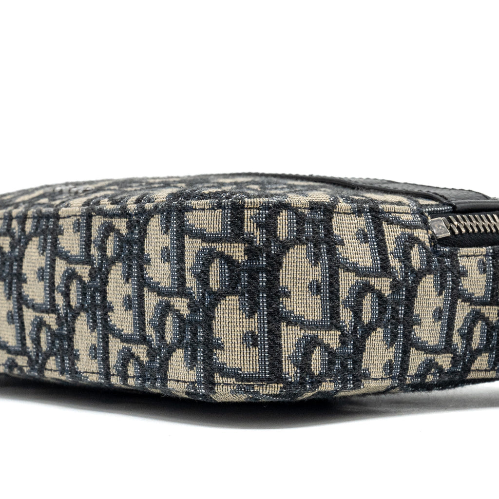 DIOR SAFARI BAG WITH STRAP BLACK OBLIQUE JACQUARD SHW