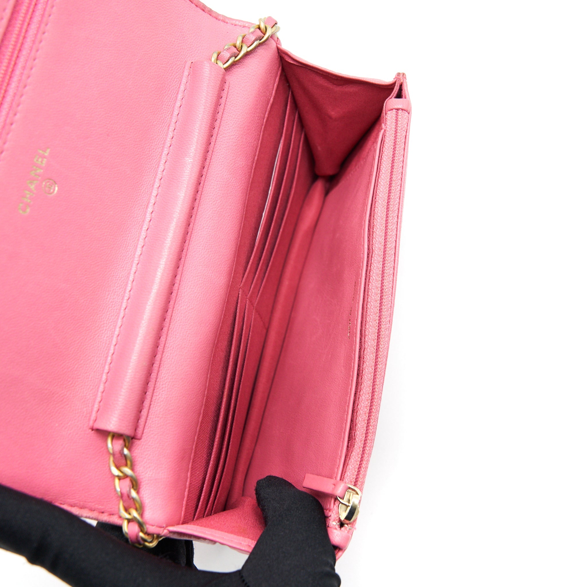 CHANEL BOY WALLET ON CHAIN PINK GHW