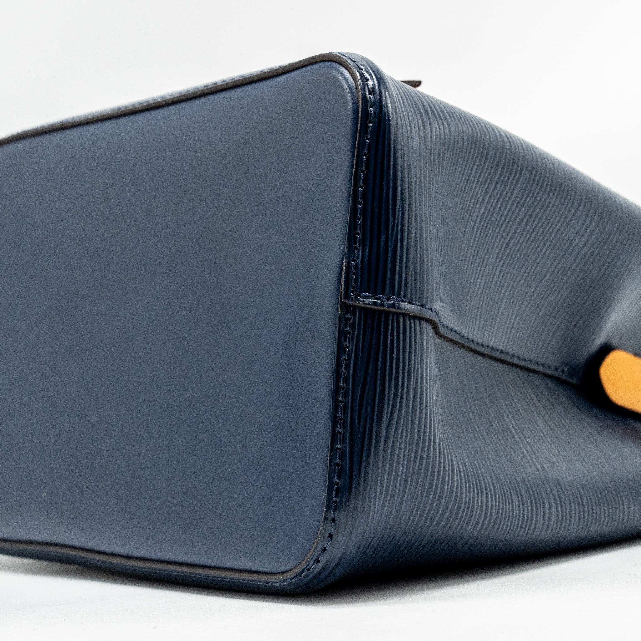 LOUIS VUITTON NEO NOE BB EPI NAVY/YELLOW SHW