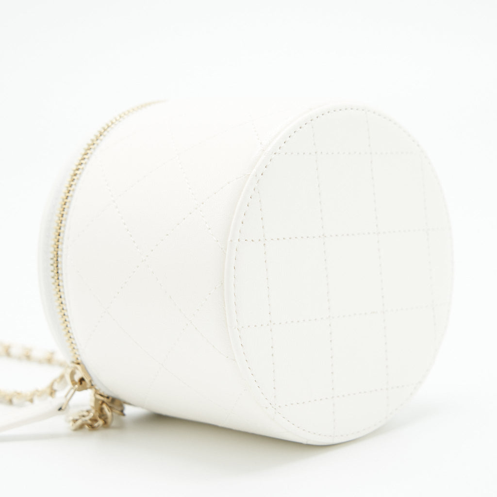CHANEL ROUND VANITY WITH CHAIN WHITE/ BLACK WITH LGHW