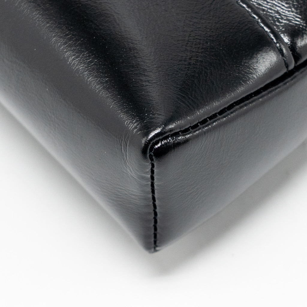 CHANEL 24C MINI 31 CLUTCH WITH CHAIN SHINY CALFSKIN BLACK LGHW (MICROCHIP)