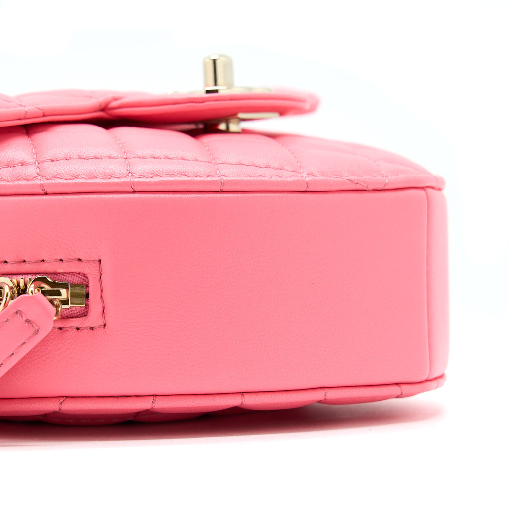 CHANEL 22S HEART BAG LAMBSKIN PINK LGHW (MICROCHIP)