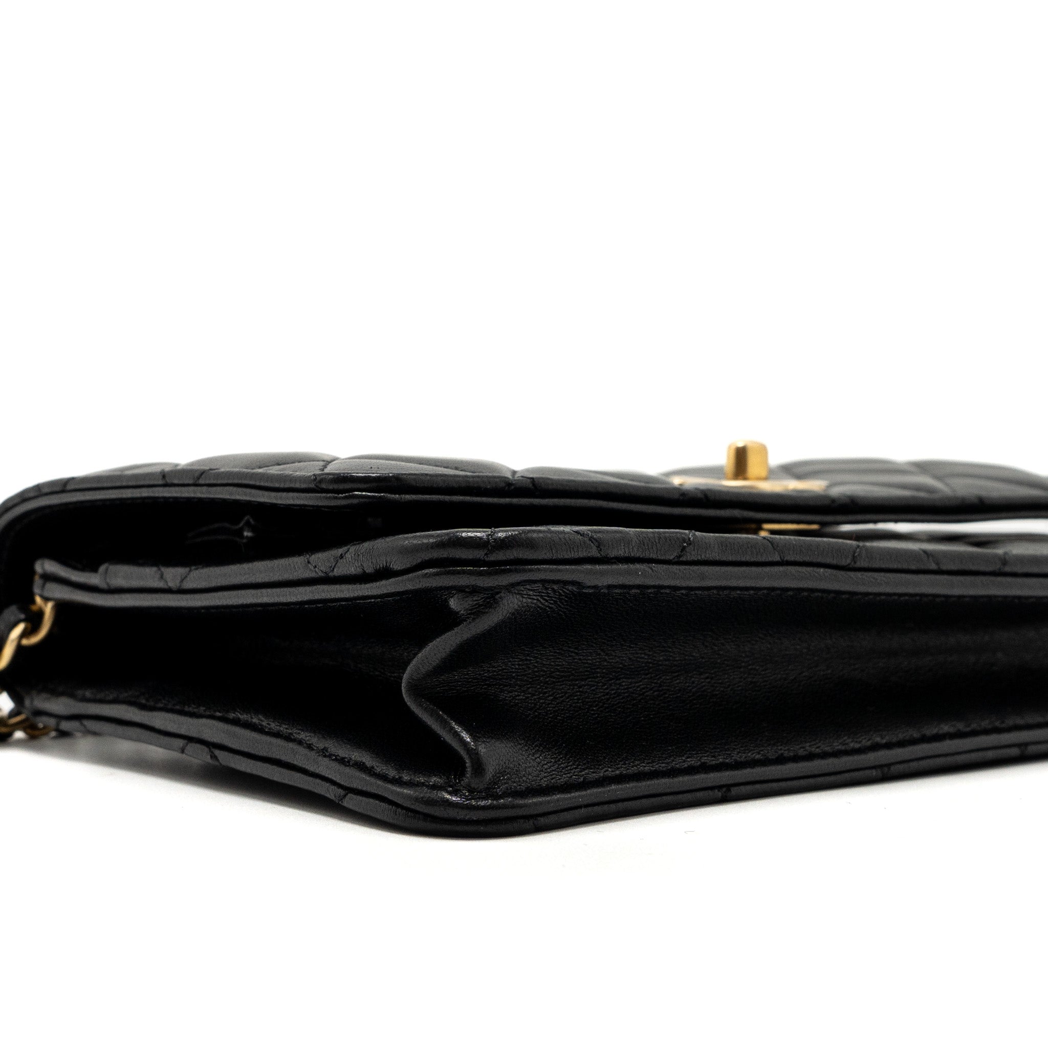 CHANEL 22S PEARL CRUSH WALLET ON CHAIN LAMBSKIN BLACK BRUSHED GHW (MICROCHIP)