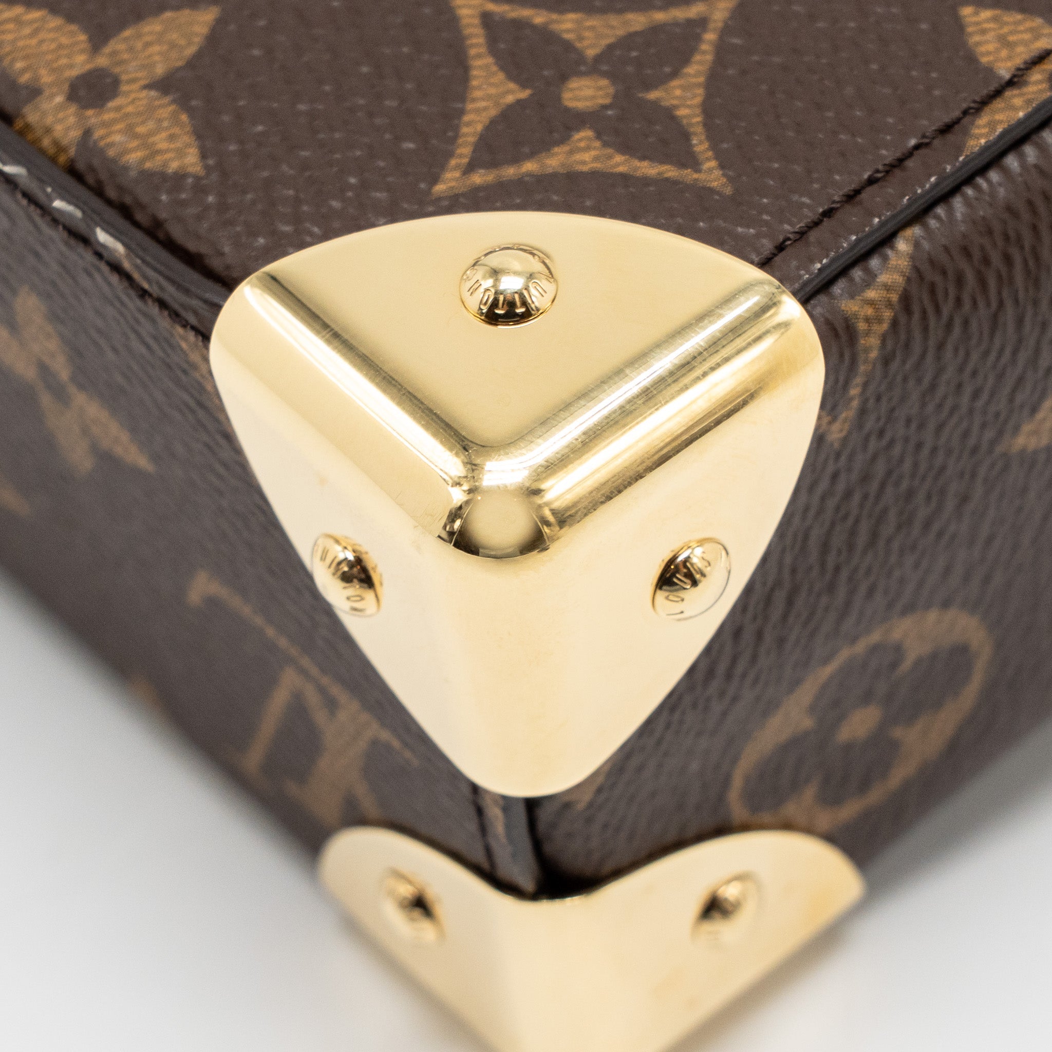 LOUIS VUITTON TOP HANDLE CAMERA BOX MONOGRAM REVERSE CANVAS GHW