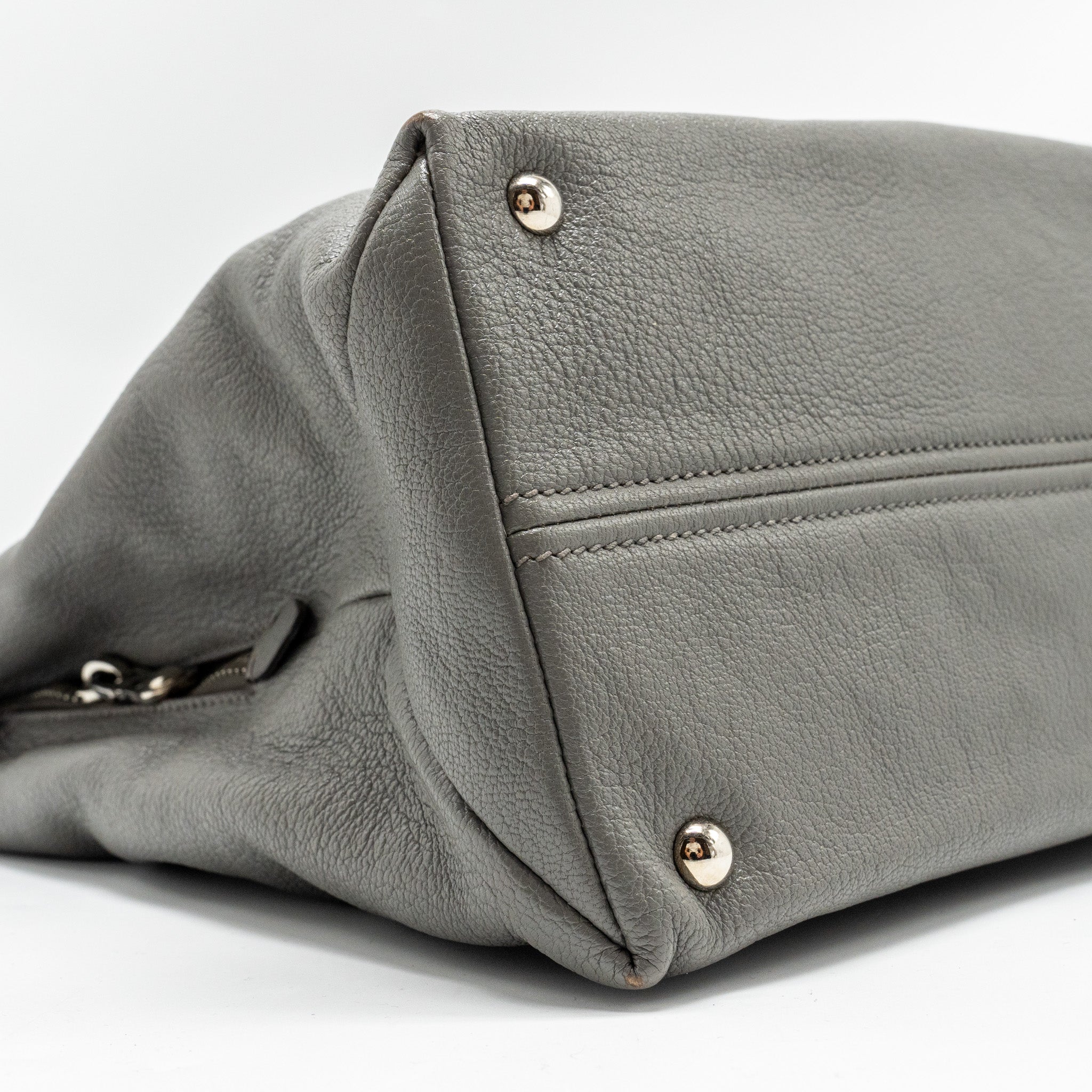MIU MIU TOTE BAG LEATHER GREY SHW