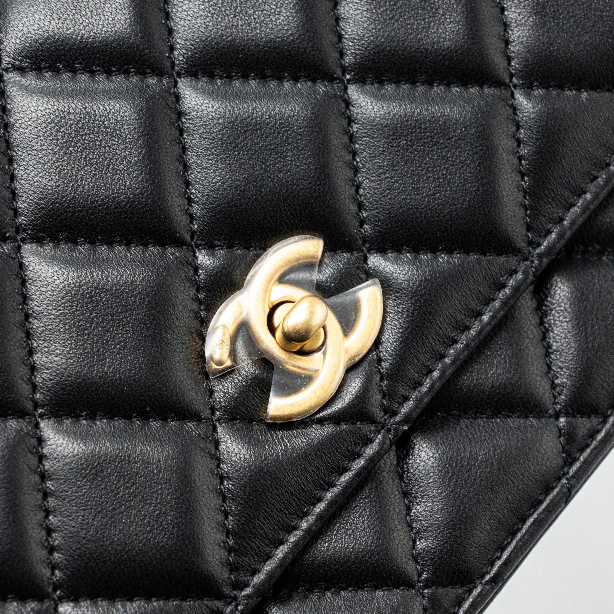 CHANEL PEARL CRUSH WALLET ON CHAIN LAMBSKIN BLACK GHW (MICROCHIP)
