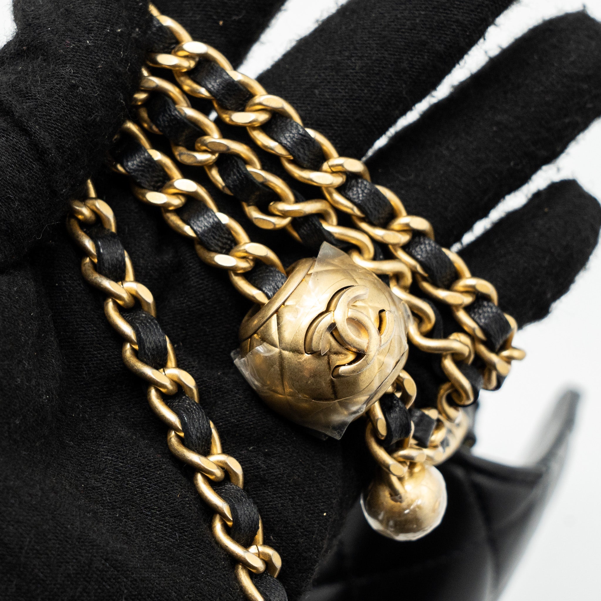 CHANEL PEARL CRUSH WALLET ON CHAIN LAMBSKIN BLACK GHW (MICROCHIP)