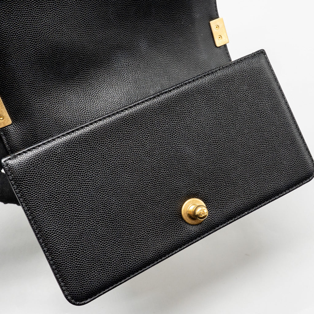 CHANEL SMALL BOY BAG CAVIAR BLACK GHW (MICROCHIP)