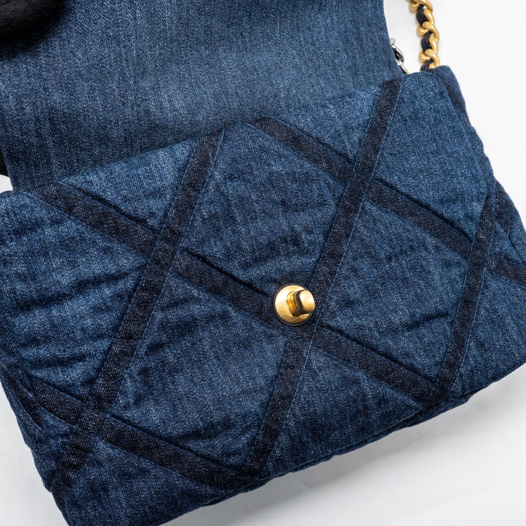 CHANEL LARGE 19 BAG DENIM DARK BLUE MULTICOLOR HARDWARE