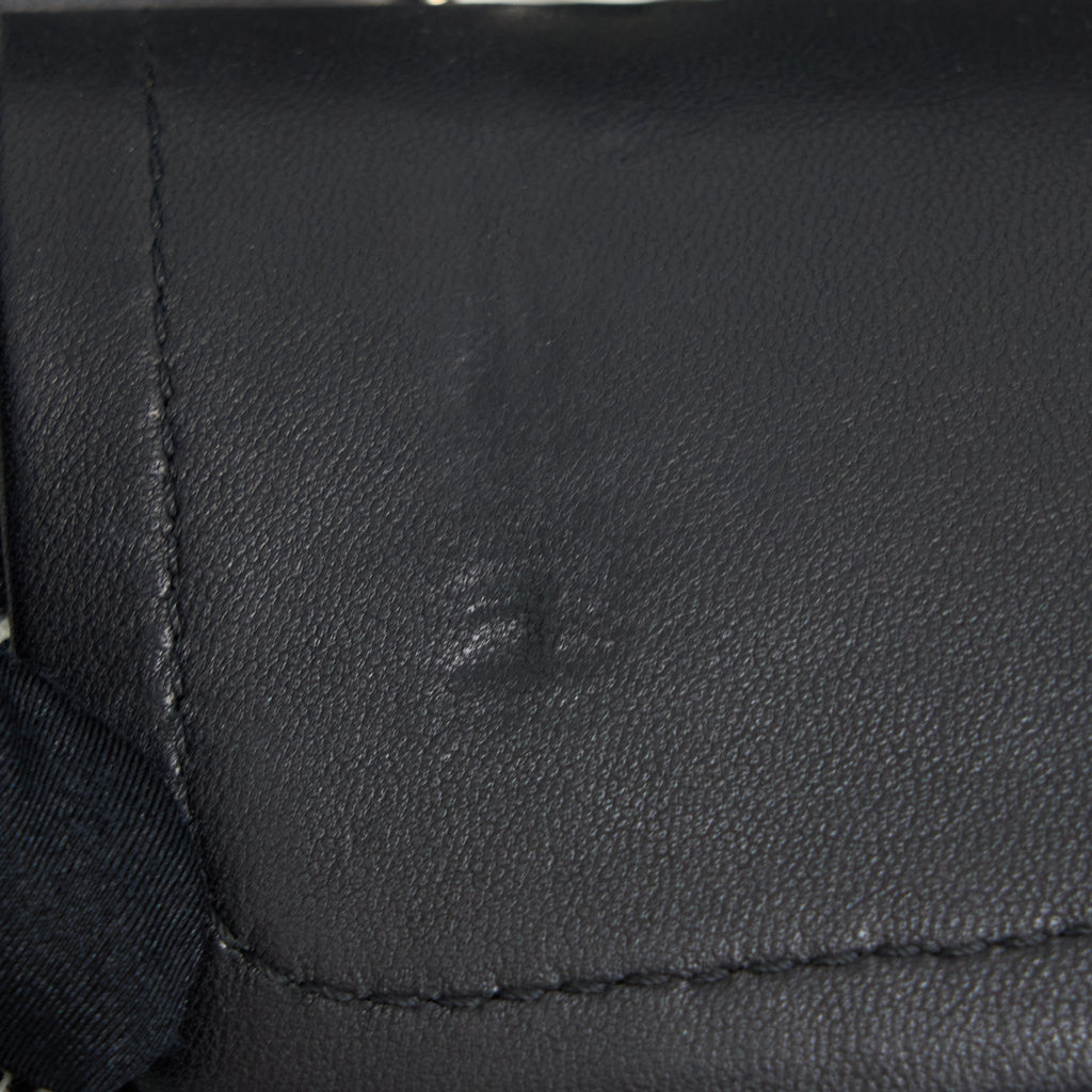 CHANEL VINTAGE MEDIUM CLASSIC FLAP BAG TWEED BLACK AND WHITE SHW
