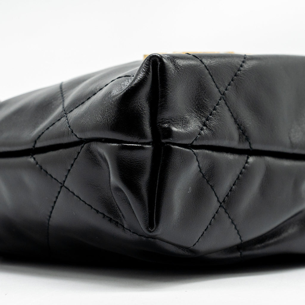 CHANEL MINI 22 BAG CALFSKIN BLACK GHW (MICROCHIP)