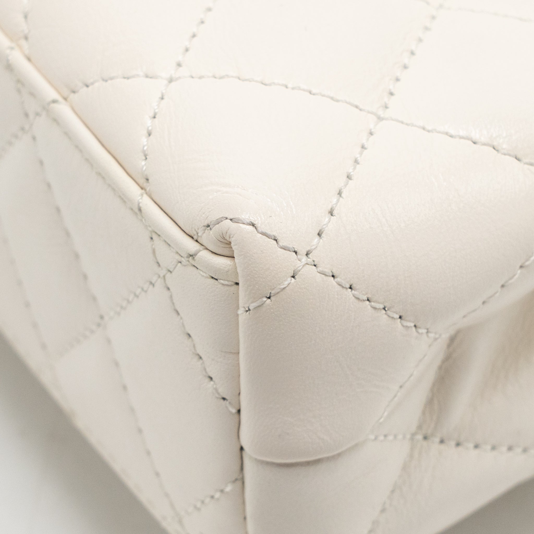 CHANEL MINI KELLY SHOPPING TOTE BAG CALFSKIN WHITE GHW (MICROCHIP)