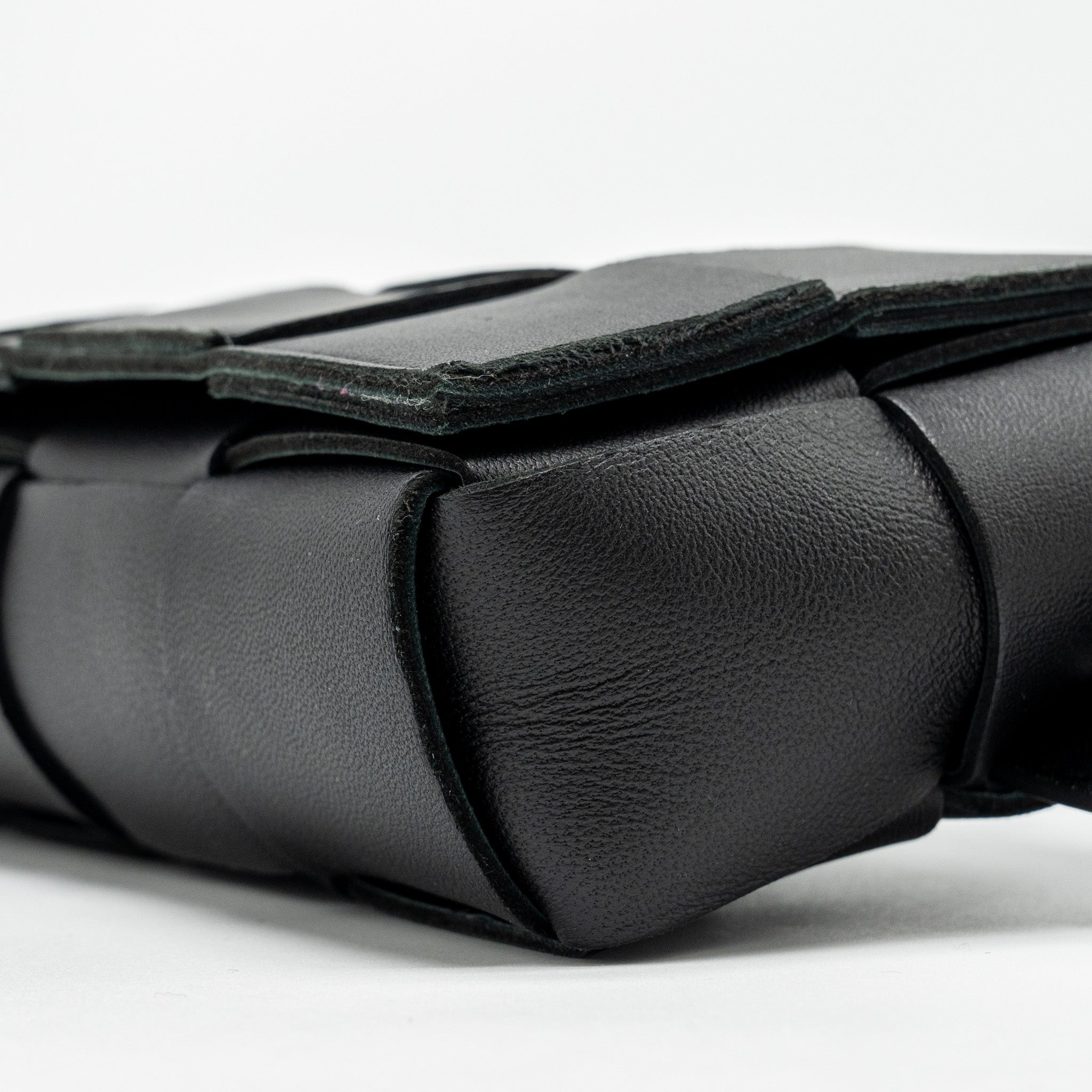 BOTTEGA VENETA CASSETTE BELT BAG LAMBSKIN BLACK GHW