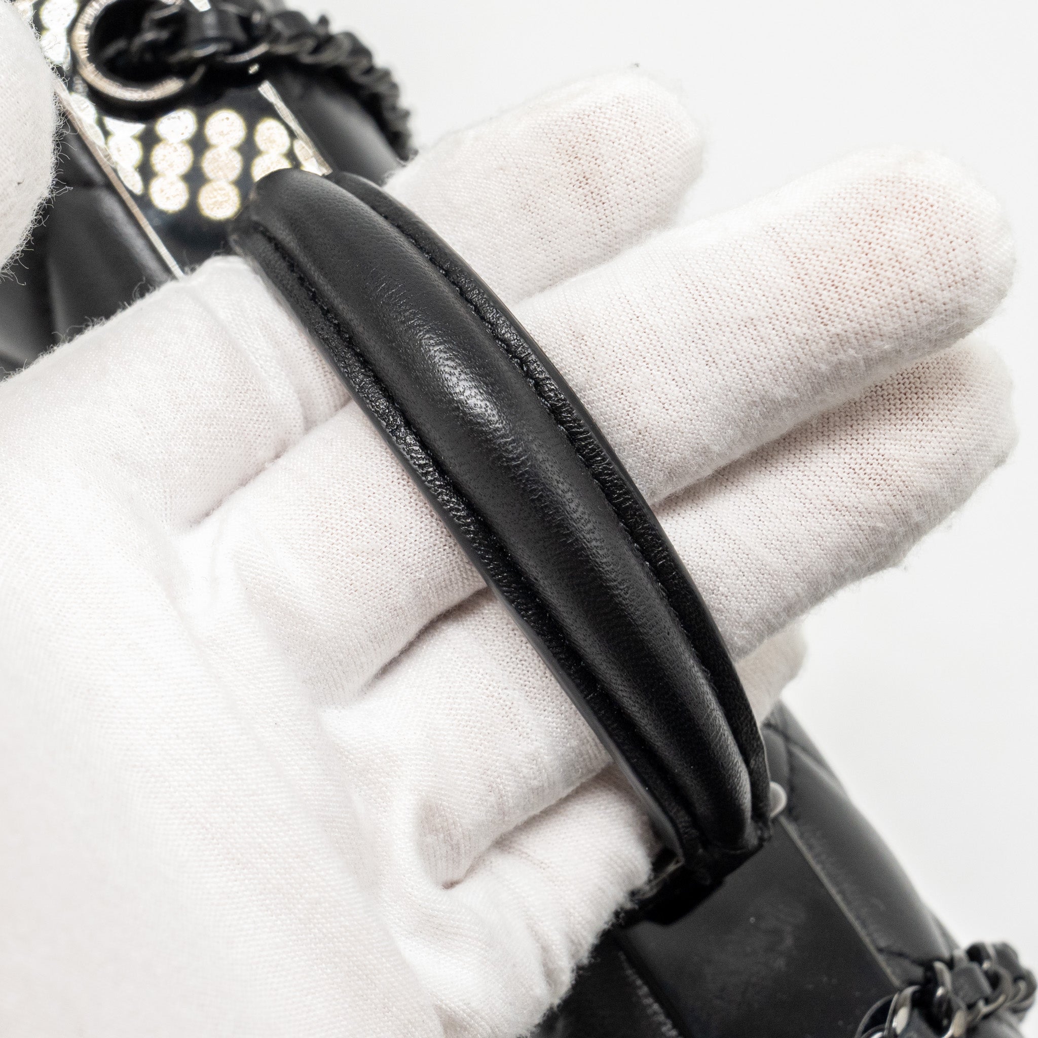CHANEL TOP HANDLE FLAP WALLET WITH CHAIN LAMBSKIN SO BLACK (MICROCHIP)