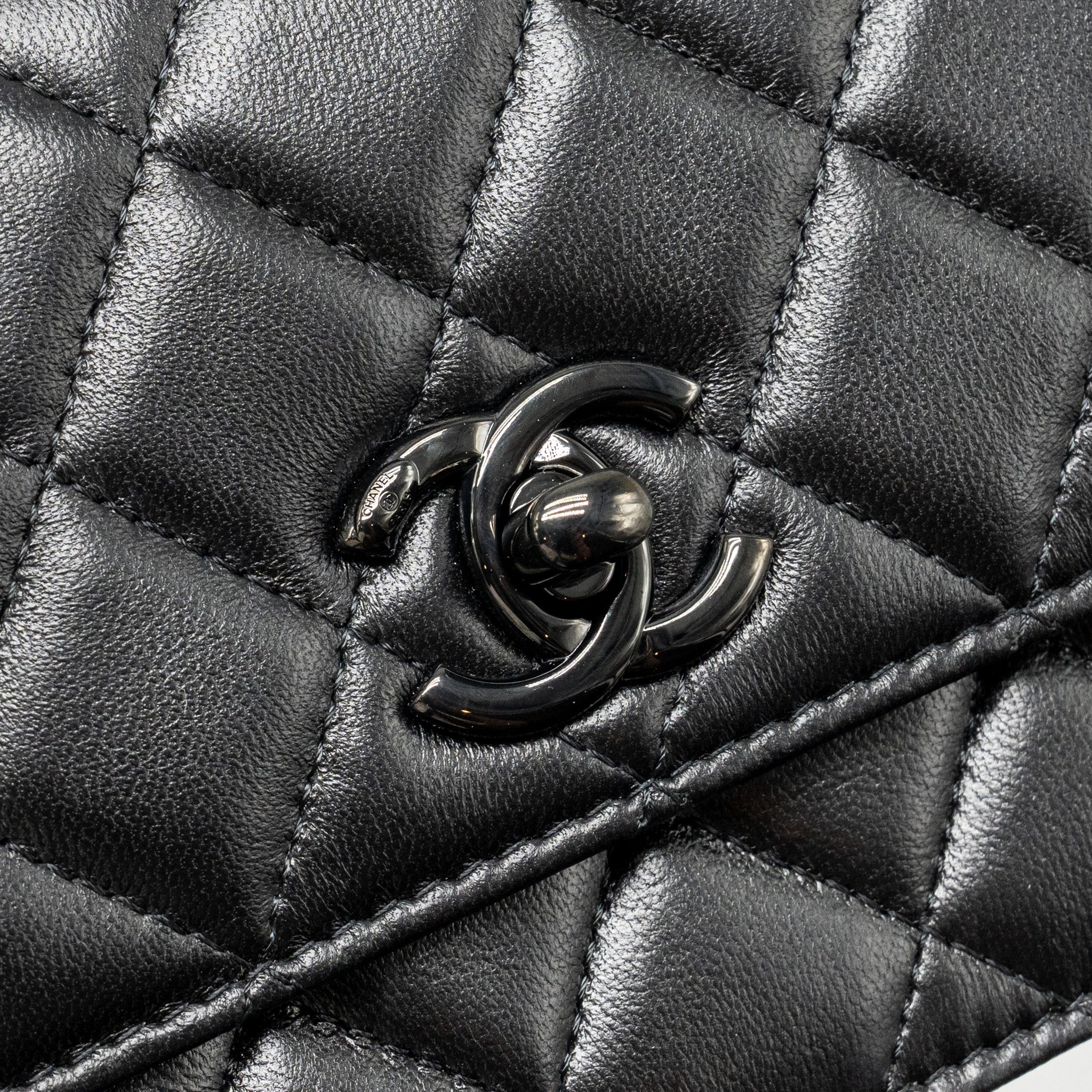 CHANEL TOP HANDLE FLAP WALLET WITH CHAIN LAMBSKIN SO BLACK (MICROCHIP)