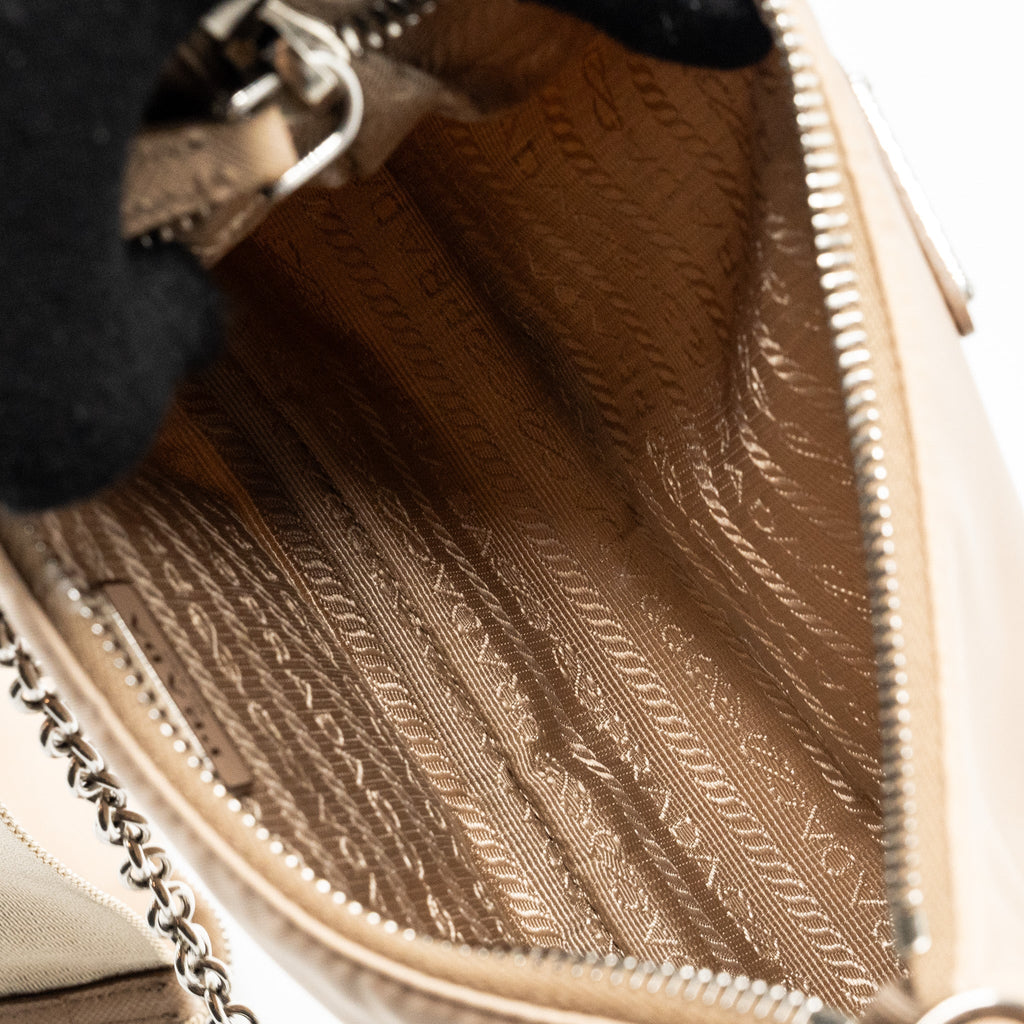 PRADA RE-EDITION 2005 SHOULDER BAG RE-NYLON BEIGE SHW