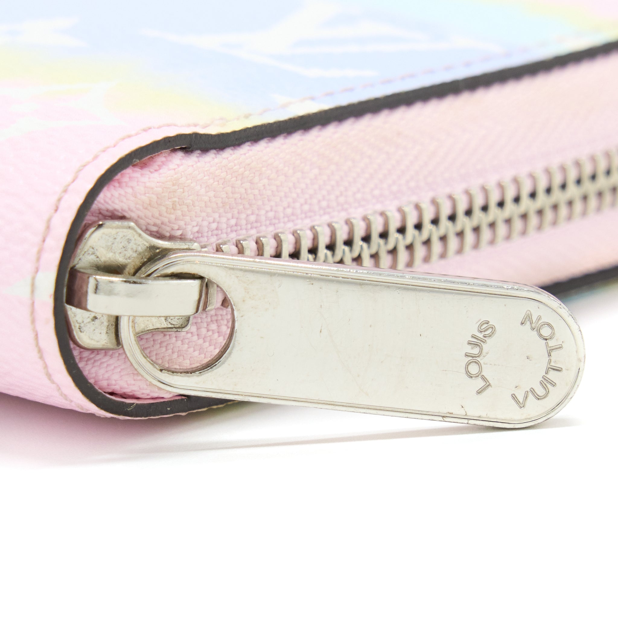 LOUIS VUITTON ESCALE PASTEL ZIPPY LONG WALLET SHW