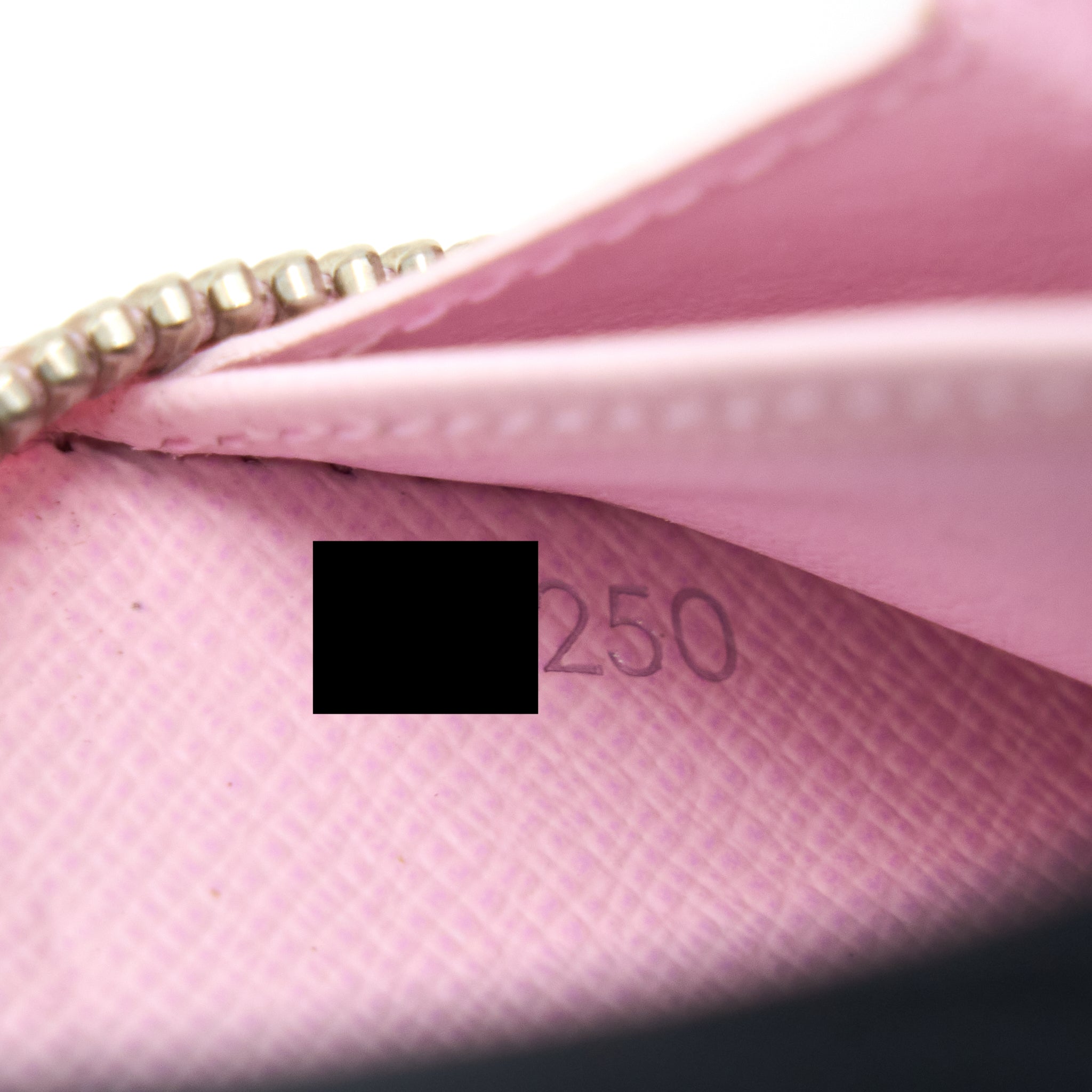 LOUIS VUITTON ESCALE PASTEL ZIPPY LONG WALLET SHW