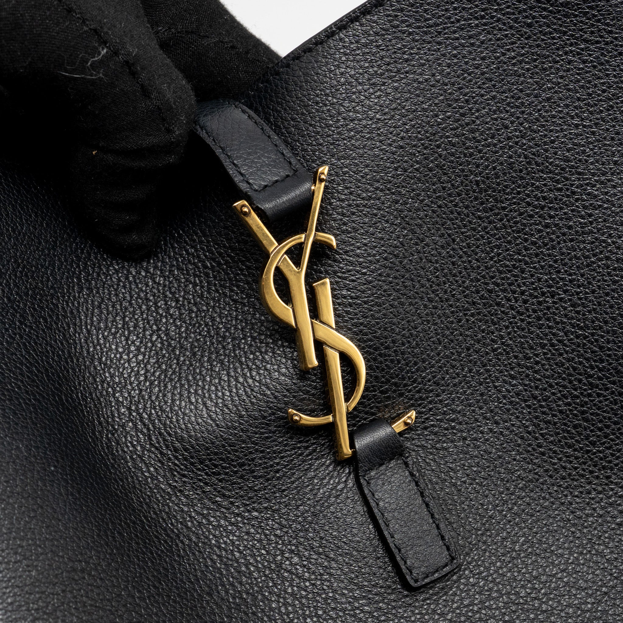 SAINT LAURENT LE 5 A 7 SOFT SMALL BAG CALFSKIN BLACK GHW