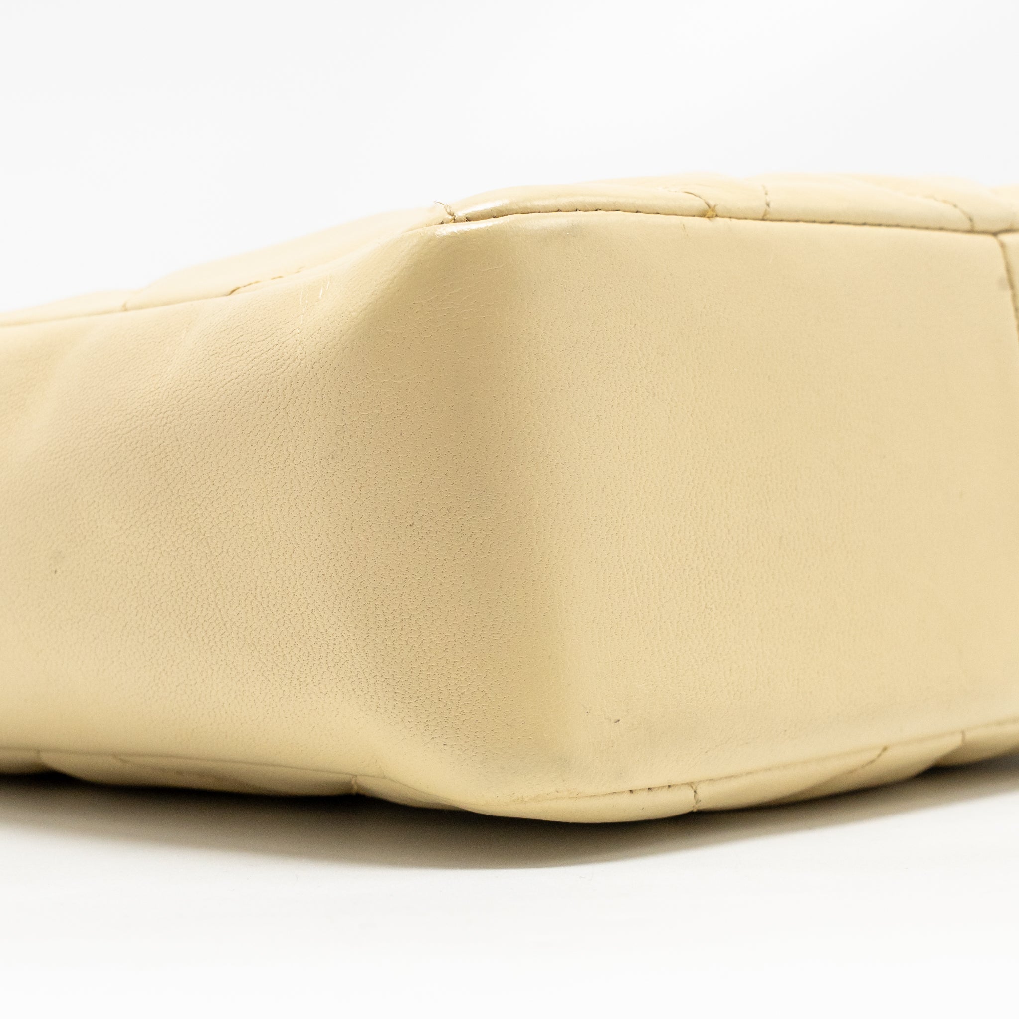 CHANEL VINTAGE QUILTED ENVELOPE FLAP BAG LAMBSKIN BEIGE / BLACK GHW