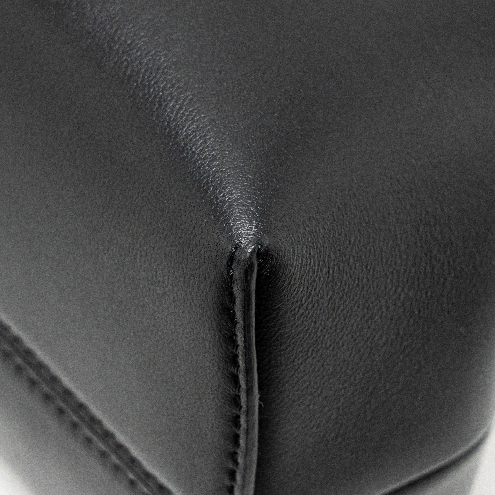 FENDI MEDIUM FENDI FIRST BAG NAPPA BLACK GHW