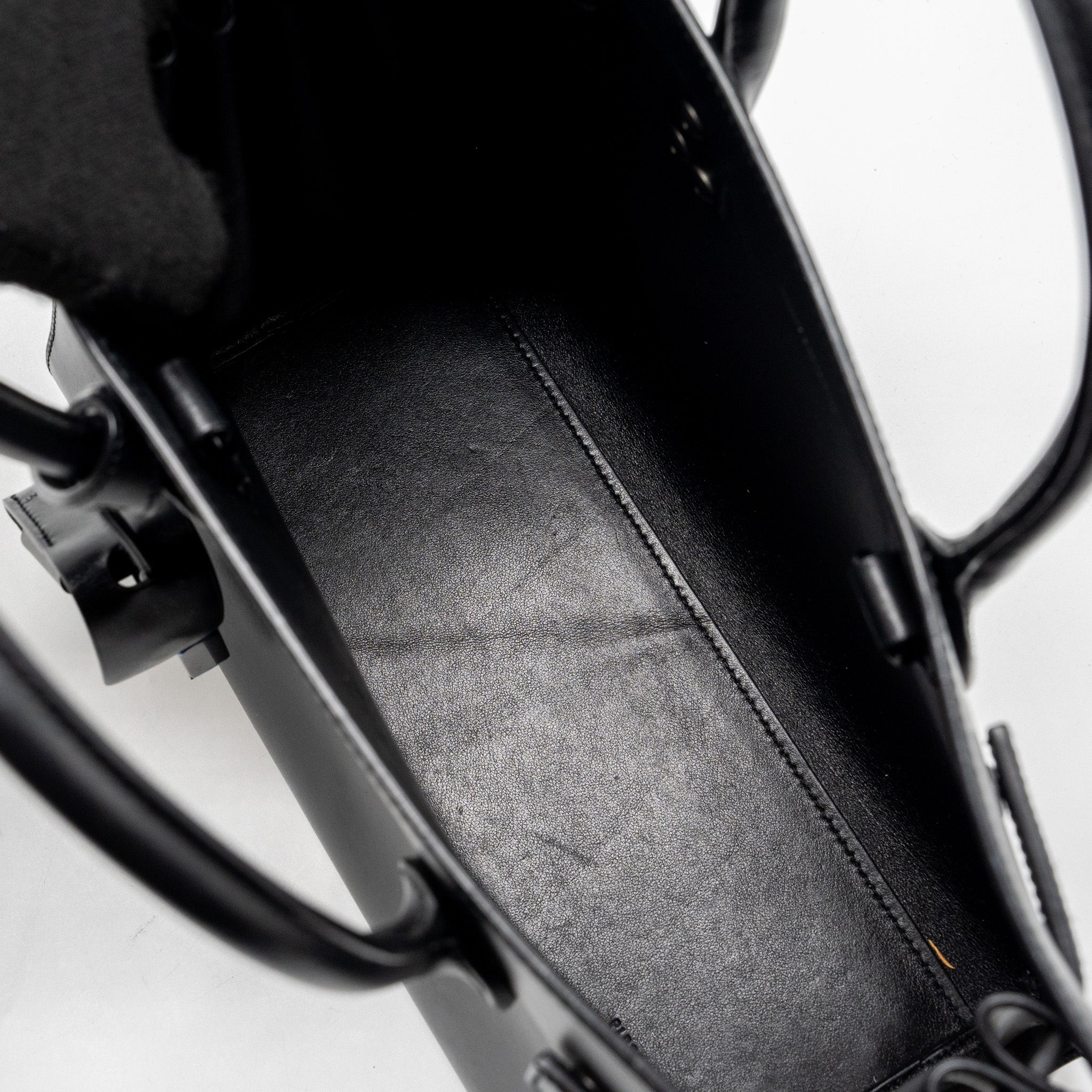 SAINT LAURENT /YSL BABY SAC DE JOUR CALFSKIN BLACK SHW