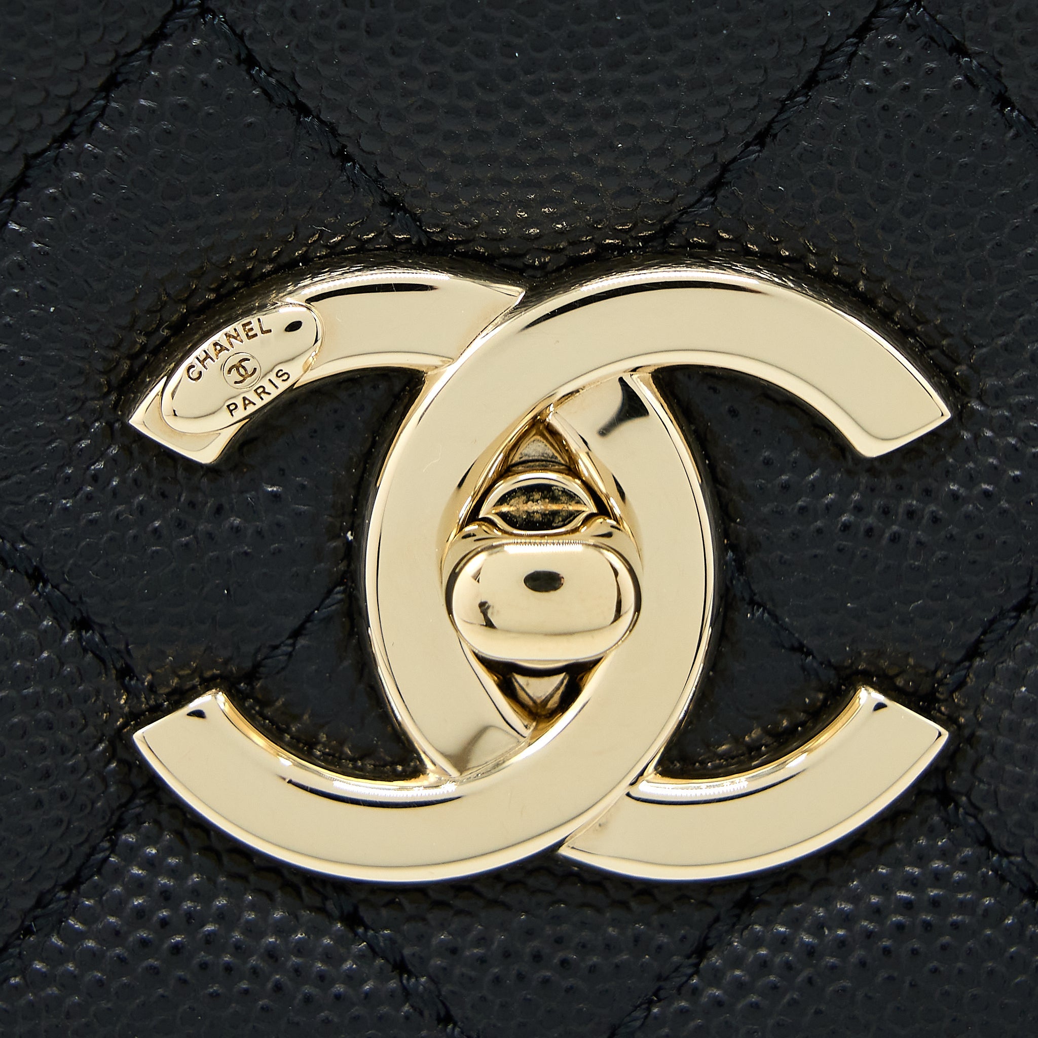 CHANEL MEDIUM COCO HANDLE CAVIAR BLACK LGHW