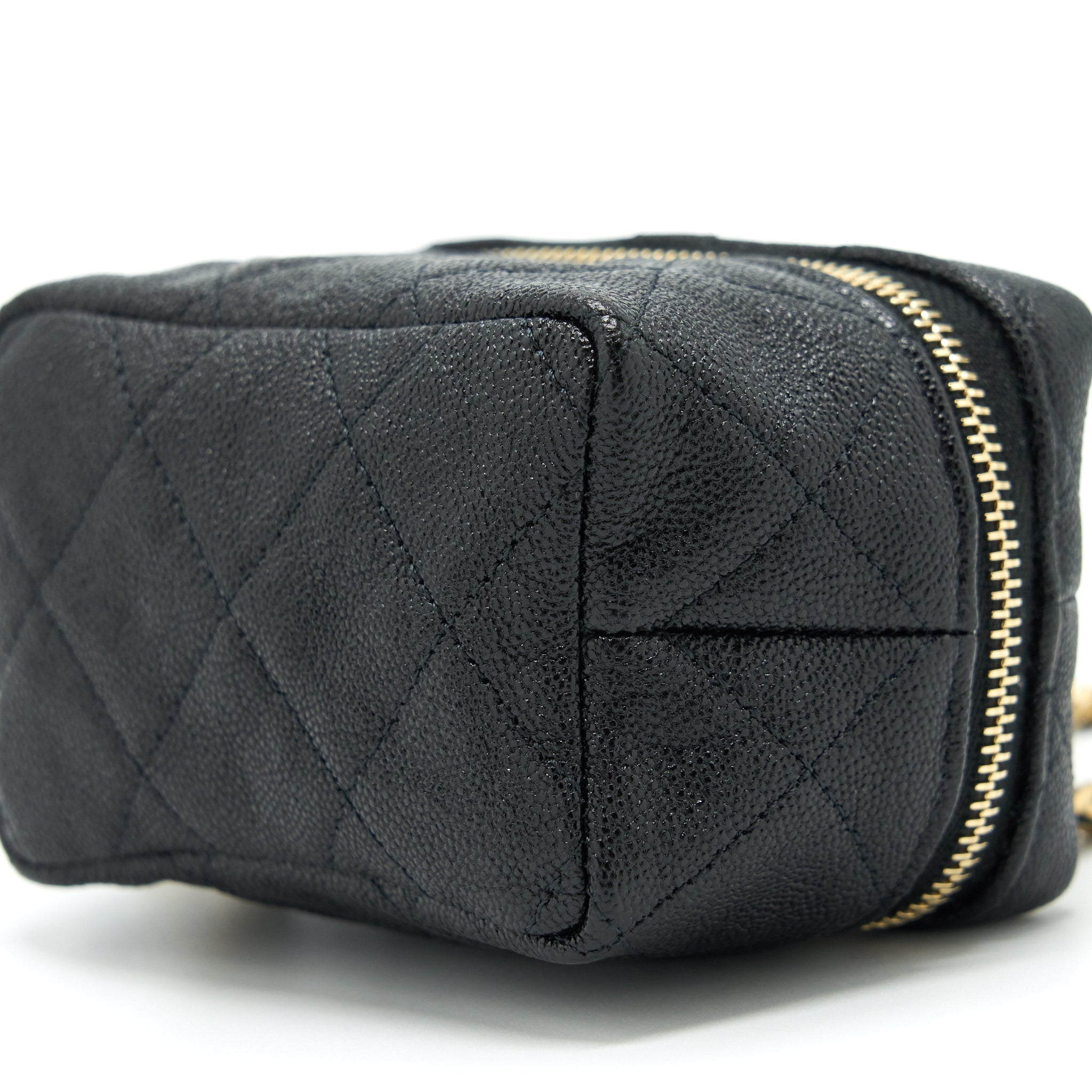 CHANEL TOP HANDLE MINI VANITY WITH CHAIN GRAINED CALFSKIN BLACK WITH GHW