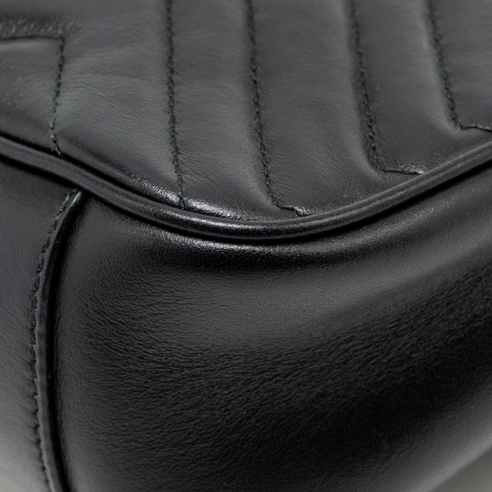 GUCCI MEDIUM GG MARMONT SHOULDER BAG CALFSKIN BLACK GHW
