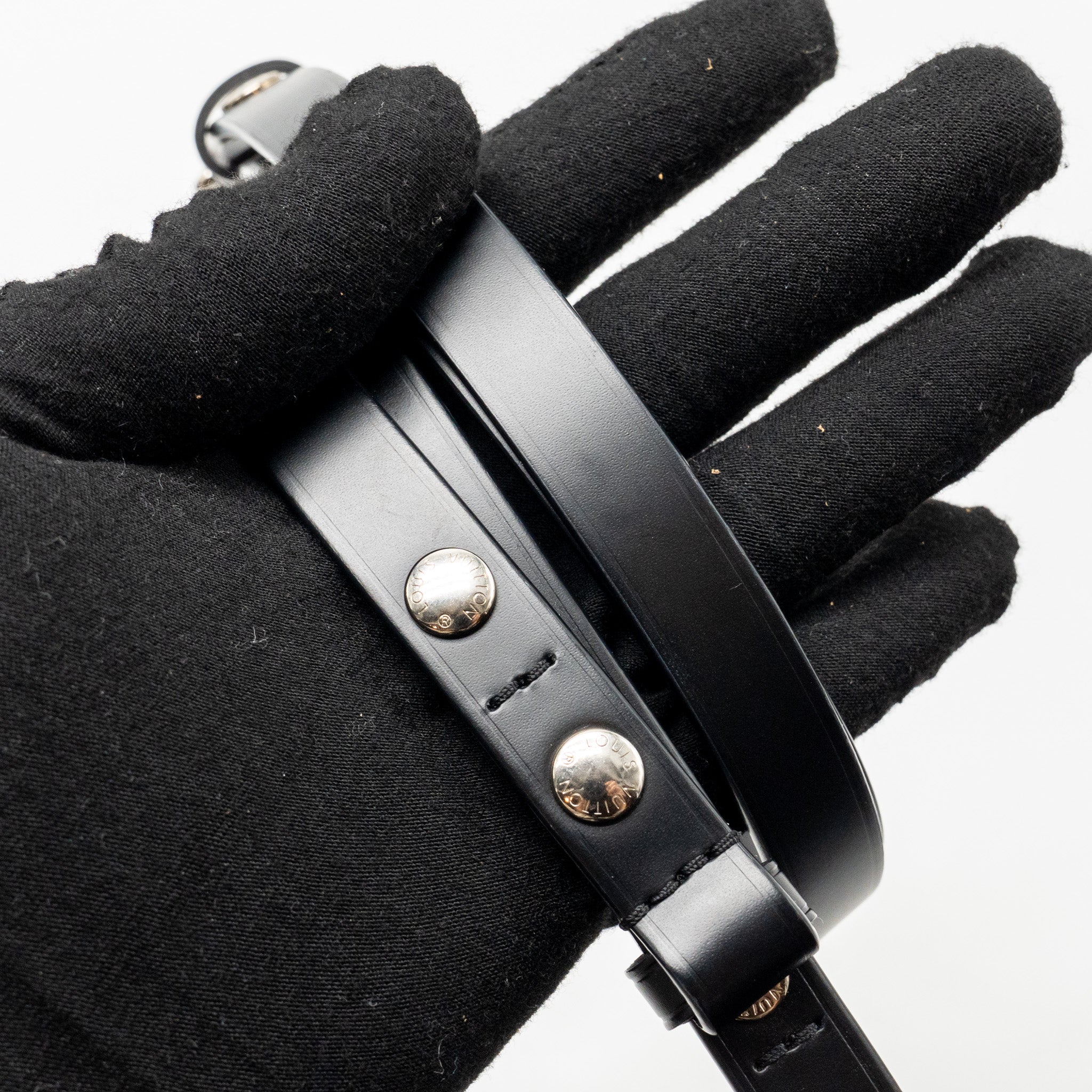 LOUIS VUITTON NEO NOE MM EPI BLACK SHW