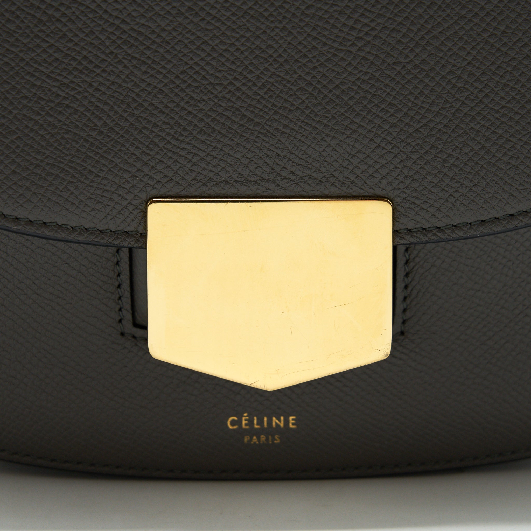 CELINE TROTTEUR BAG LARGE GRAINED CALFSKIN GREY GHW