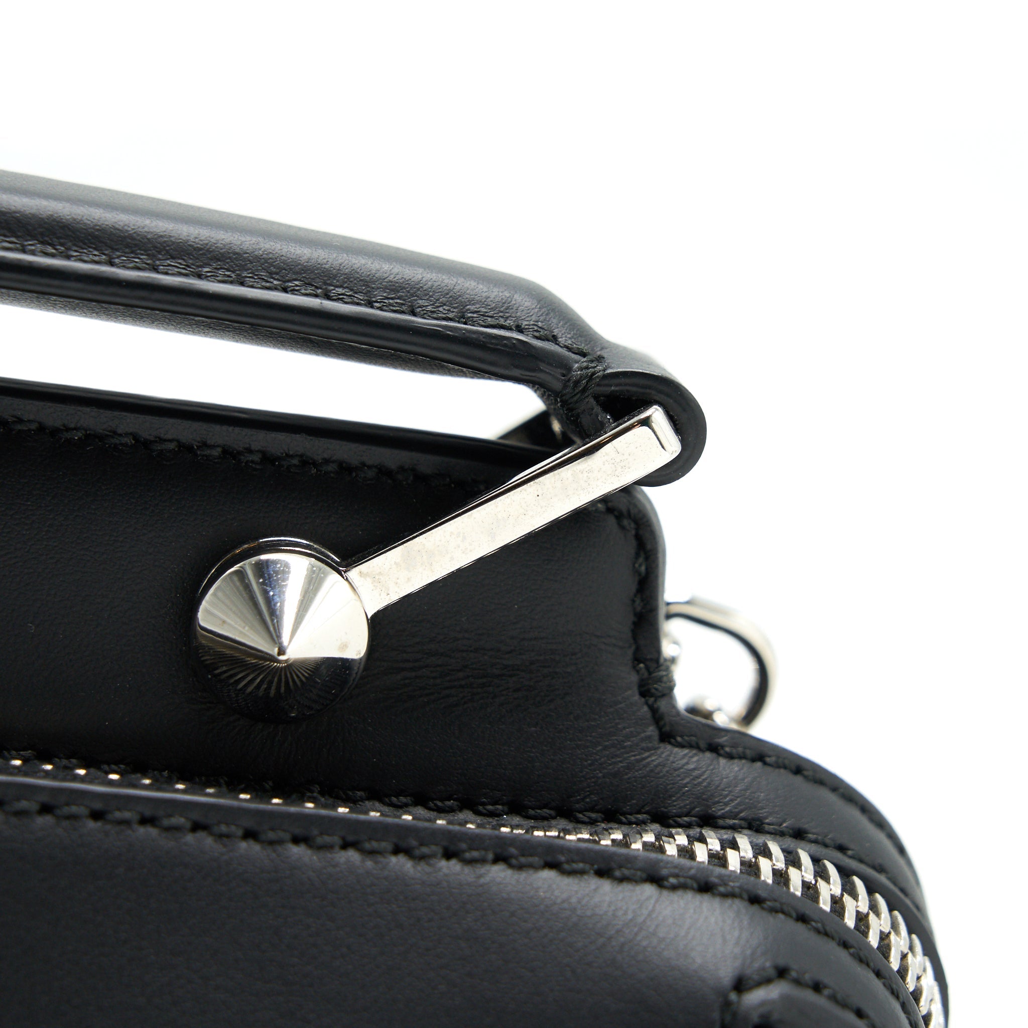 FENDI DOTCOM SHOULDER BAG BLACK WITH STITCH DETAILS