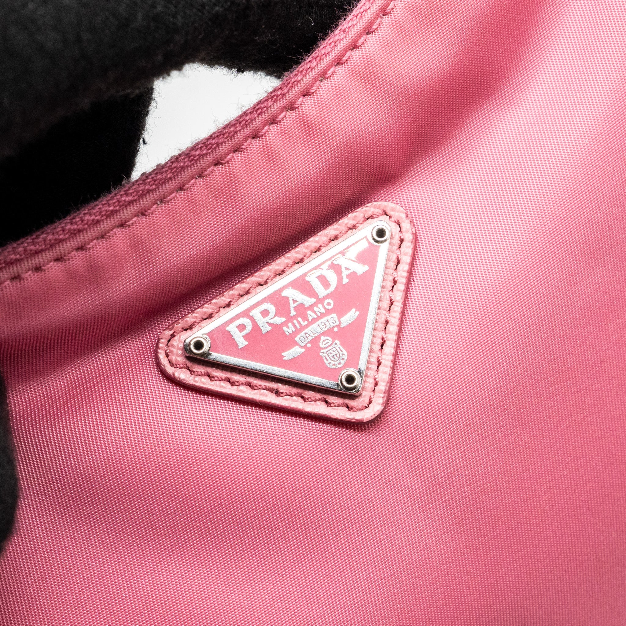 PRADA RE-EDITION 2005 NYLON/ LEATHER PINK SHW