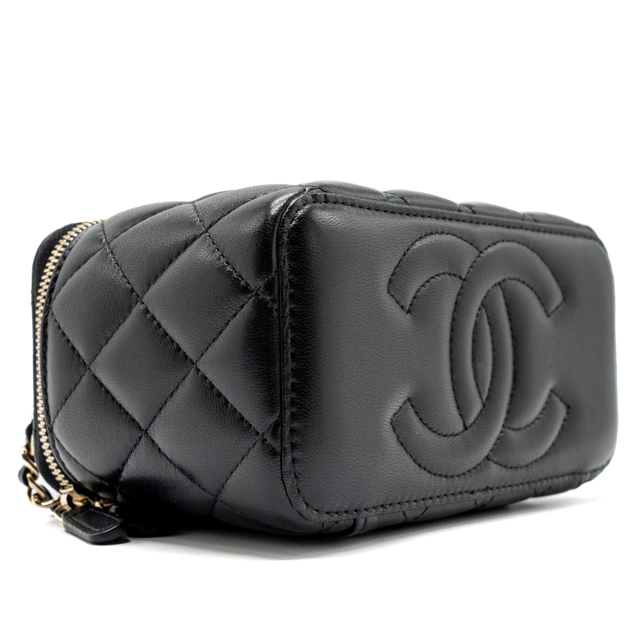 CHANEL TOP HANDLE LONG VANITY CASE LAMBSKIN BLACK LGHW (MICROCHIP)