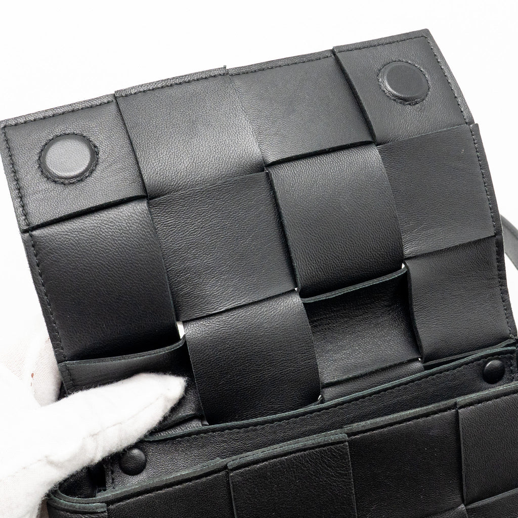 BOTTEGA VENETA CASSETTE BELT BAG LAMBSKIN BLACK GHW