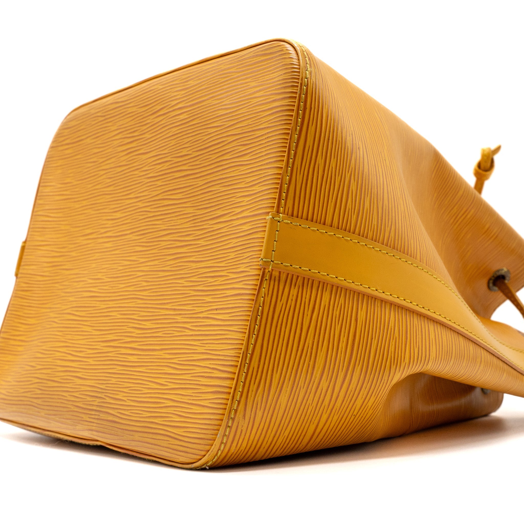 LOUIS VUITTON VINTAGE PETIT NOE EPI YELLOW GHW
